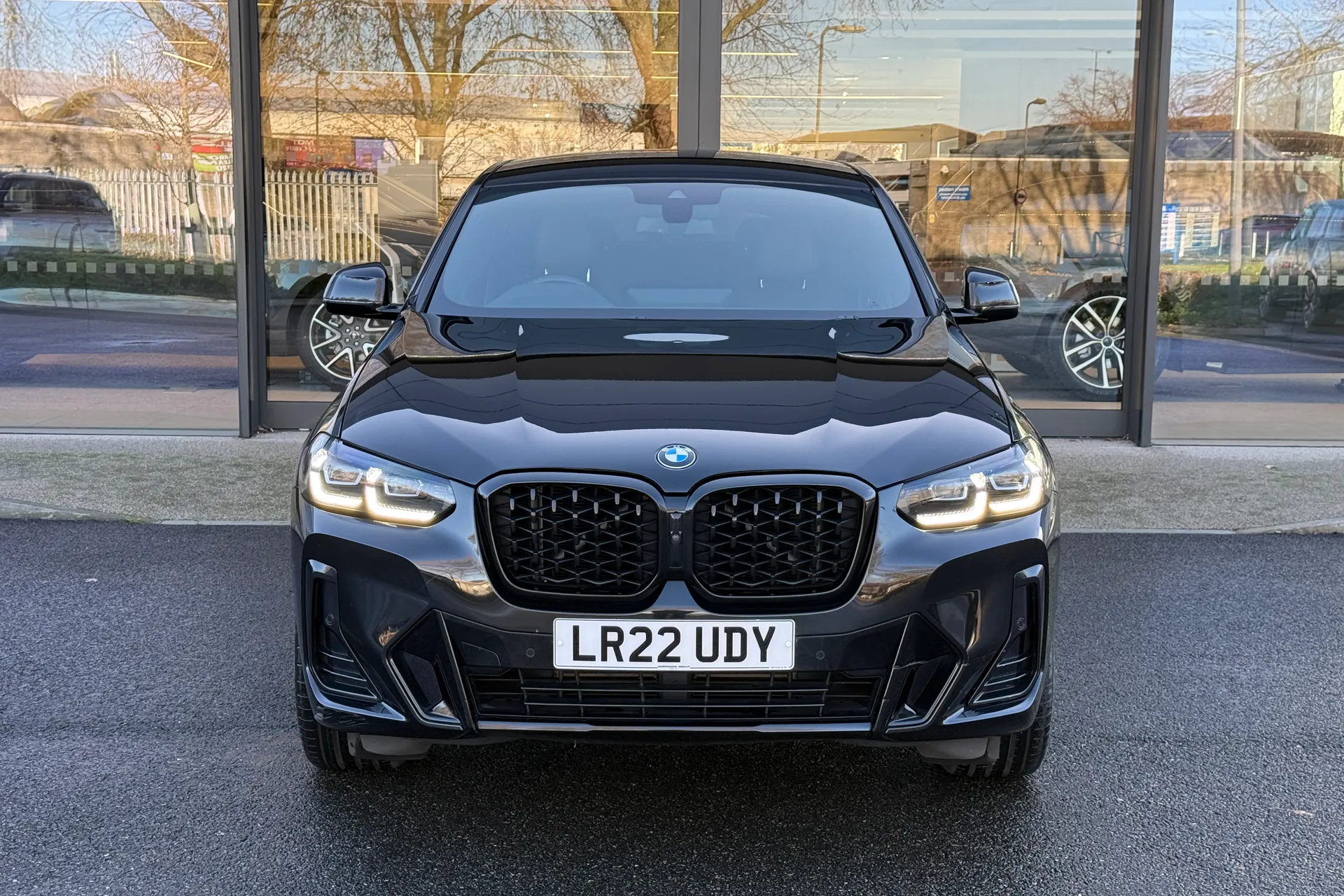 BMW X4 thumbnail image number 8