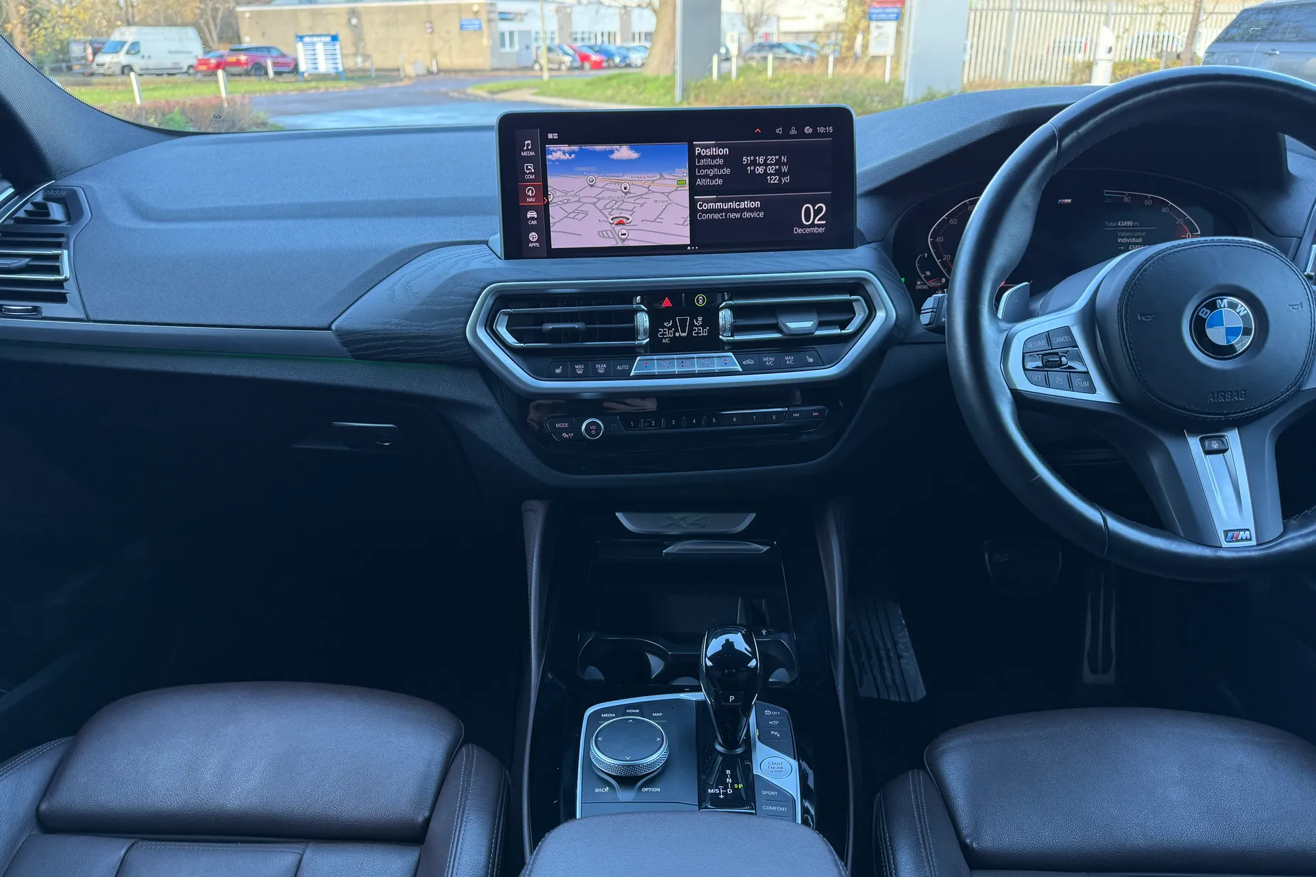 BMW X4 thumbnail image number 15