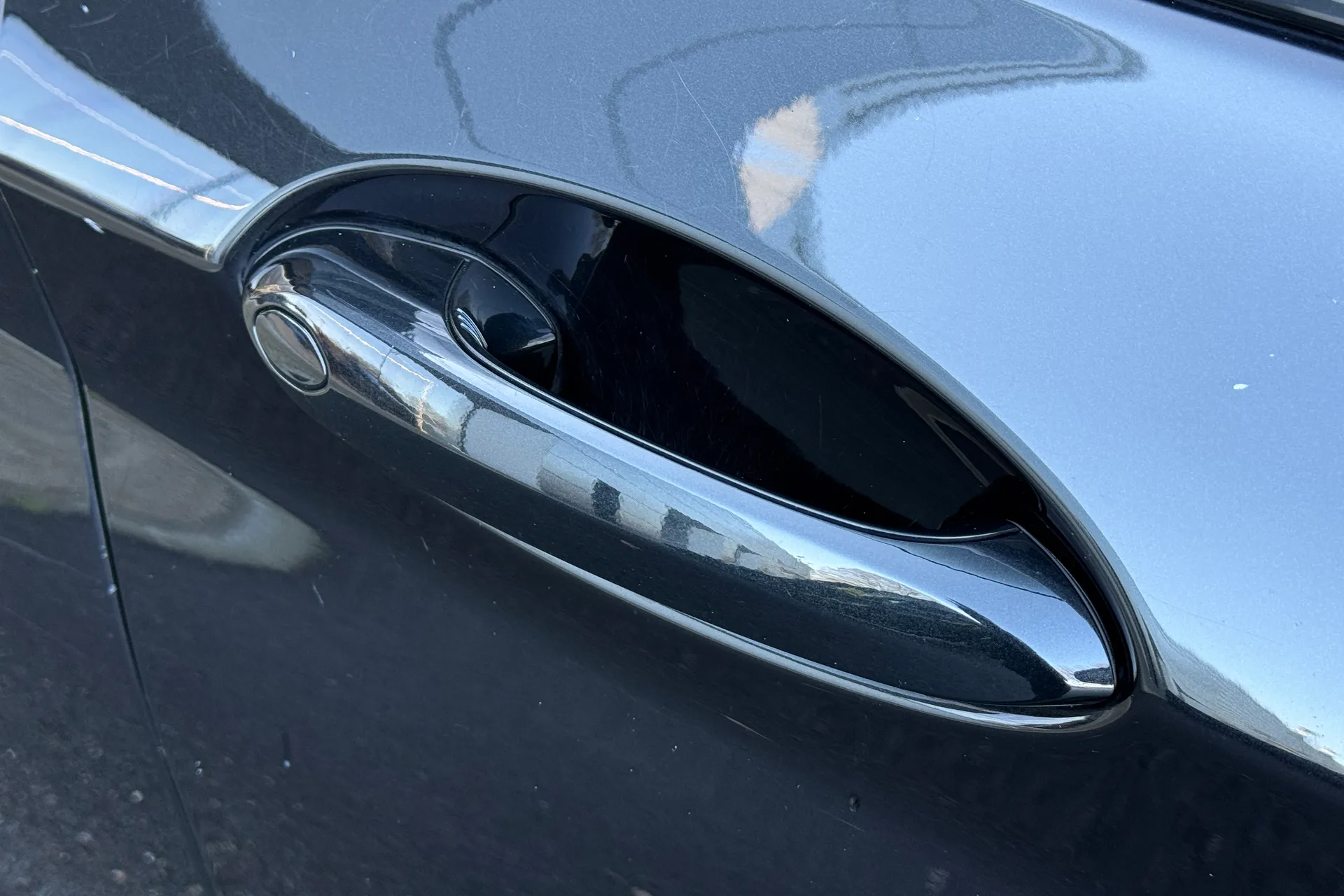 BMW X4 thumbnail image number 34