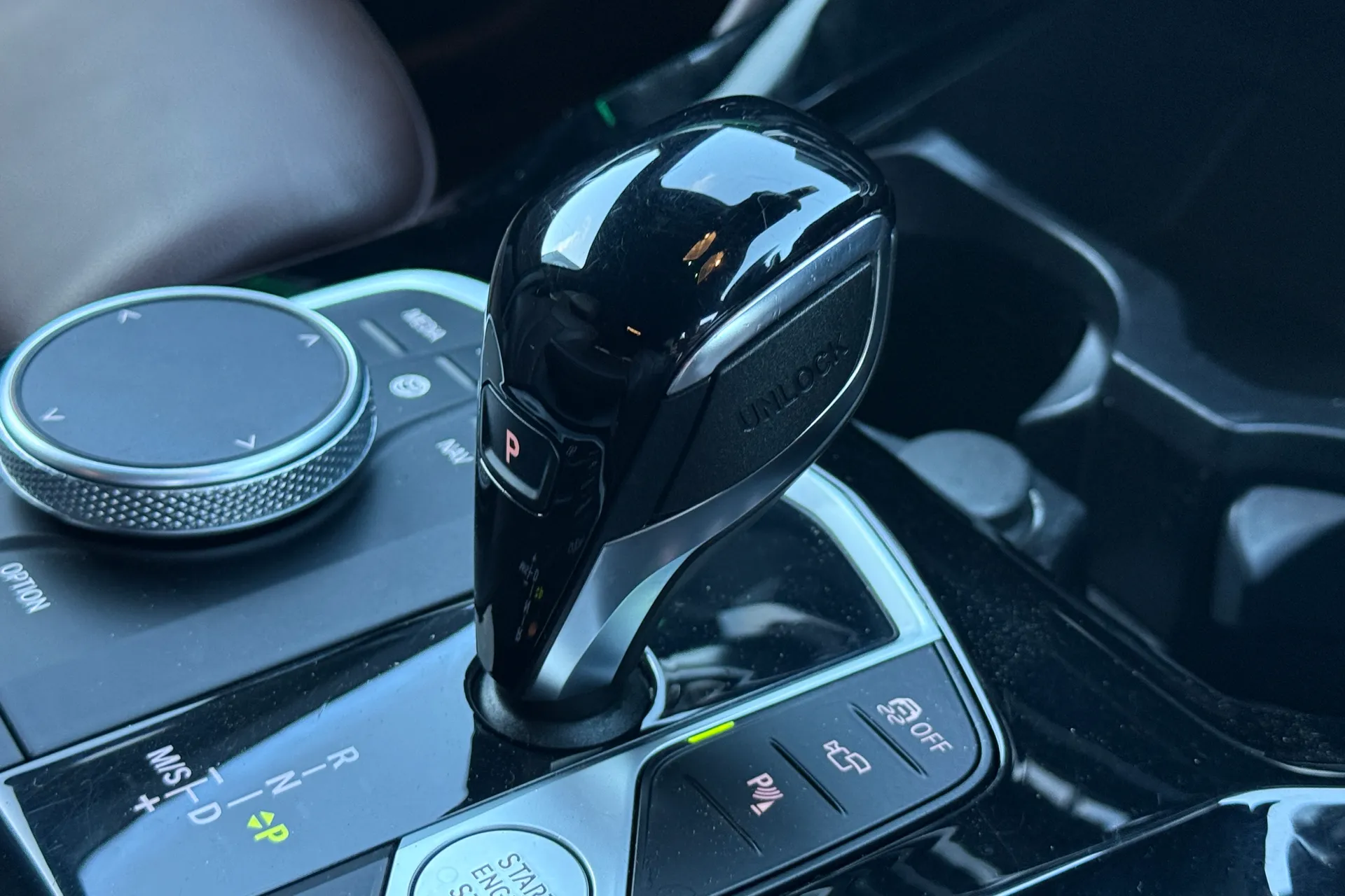 BMW X4 thumbnail image number 19