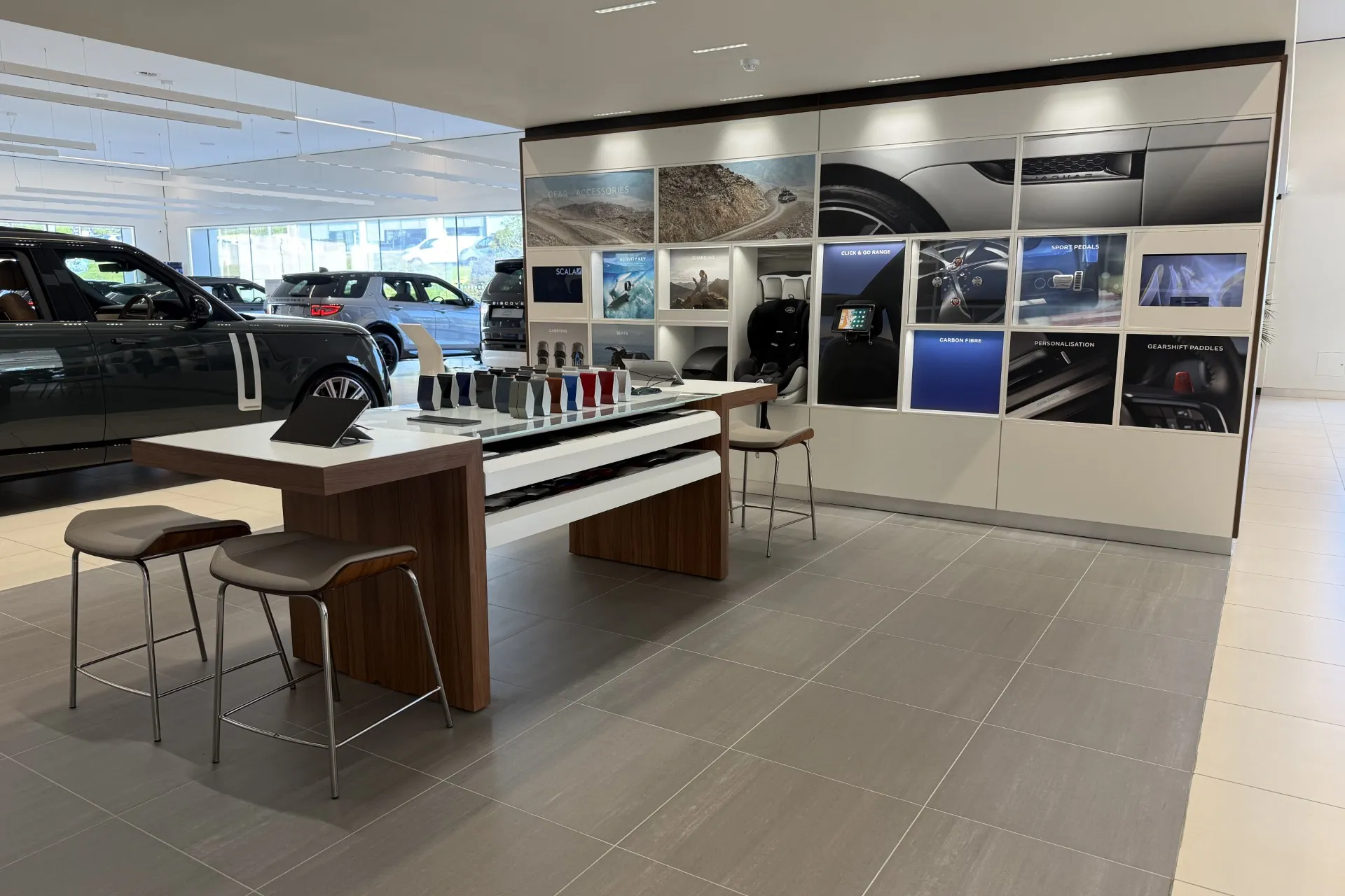 LAND ROVER RANGE ROVER EVOQUE thumbnail image number 76