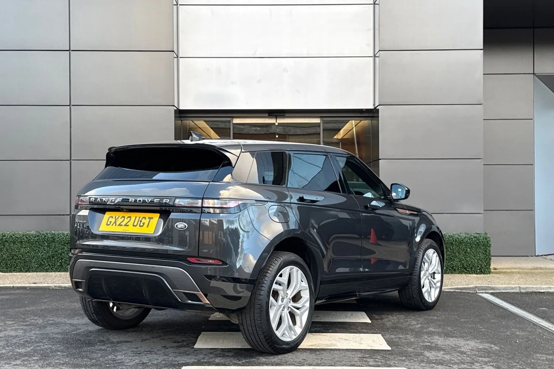 LAND ROVER RANGE ROVER EVOQUE thumbnail image number 11