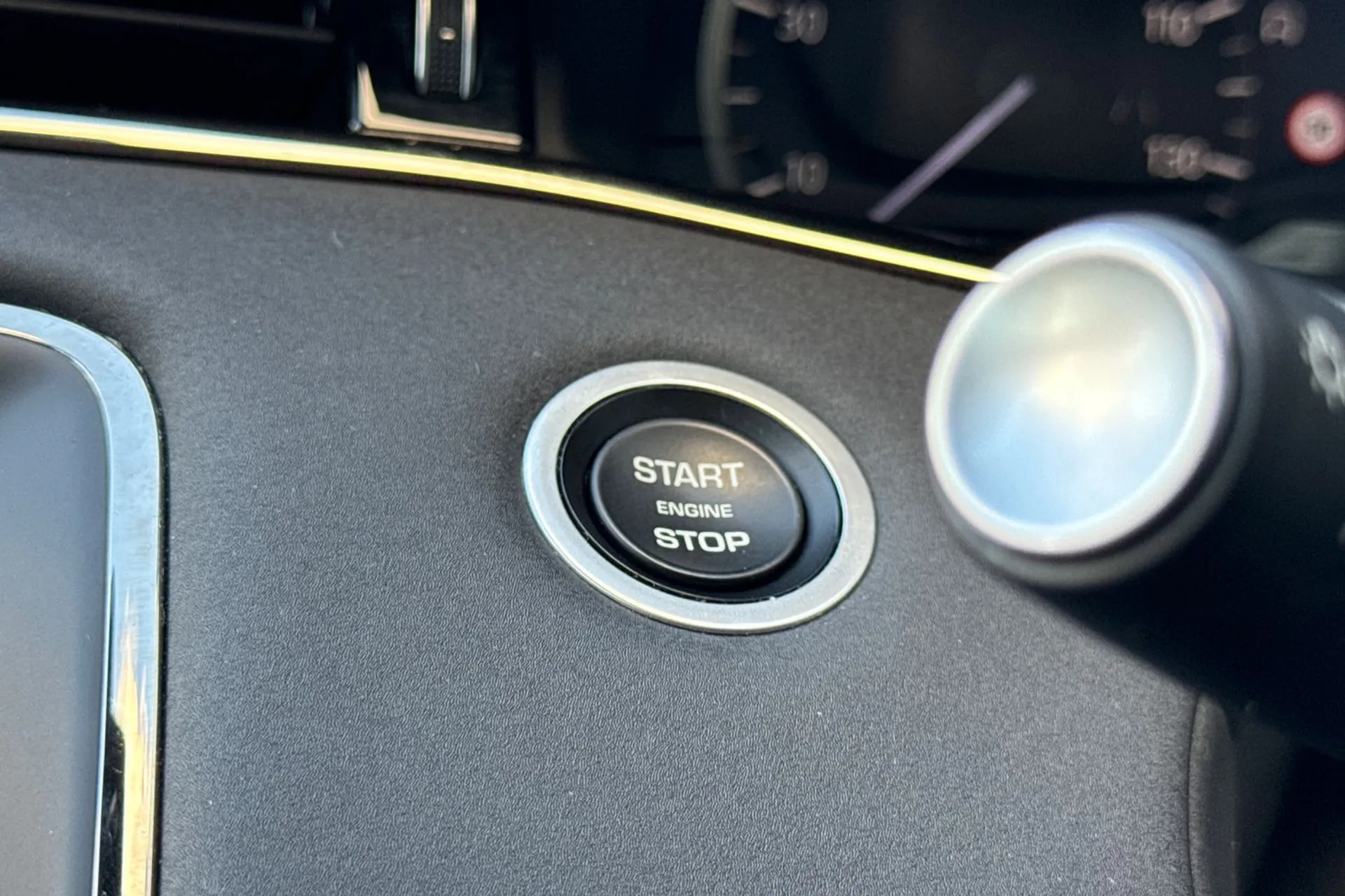 LAND ROVER RANGE ROVER EVOQUE thumbnail image number 65