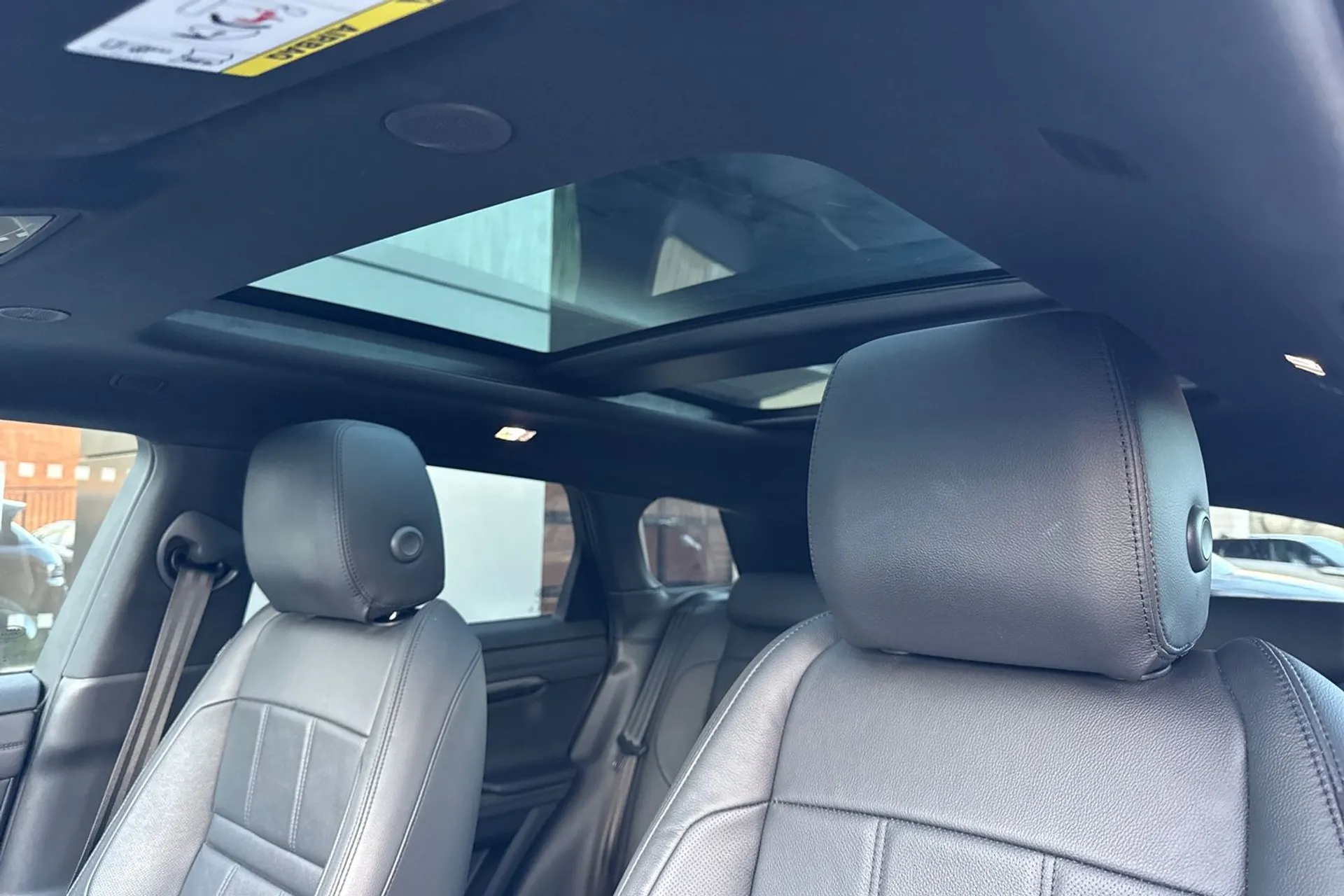 LAND ROVER RANGE ROVER EVOQUE thumbnail image number 50