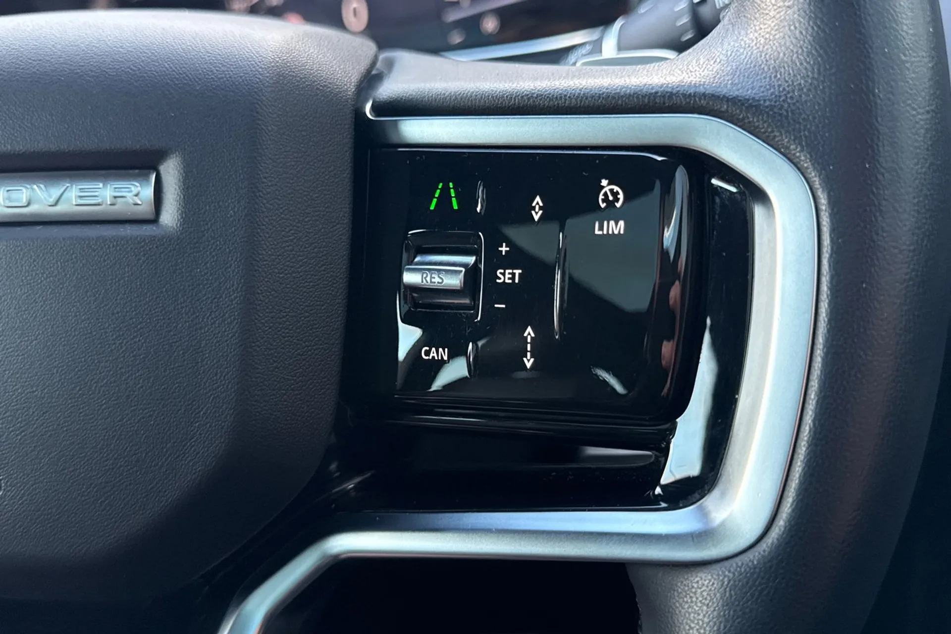 LAND ROVER RANGE ROVER EVOQUE thumbnail image number 31