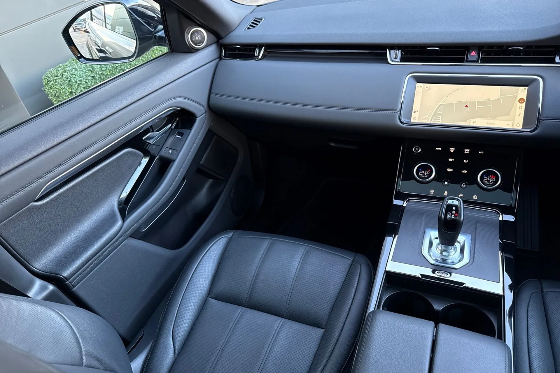 LAND ROVER RANGE ROVER EVOQUE thumbnail image number 46