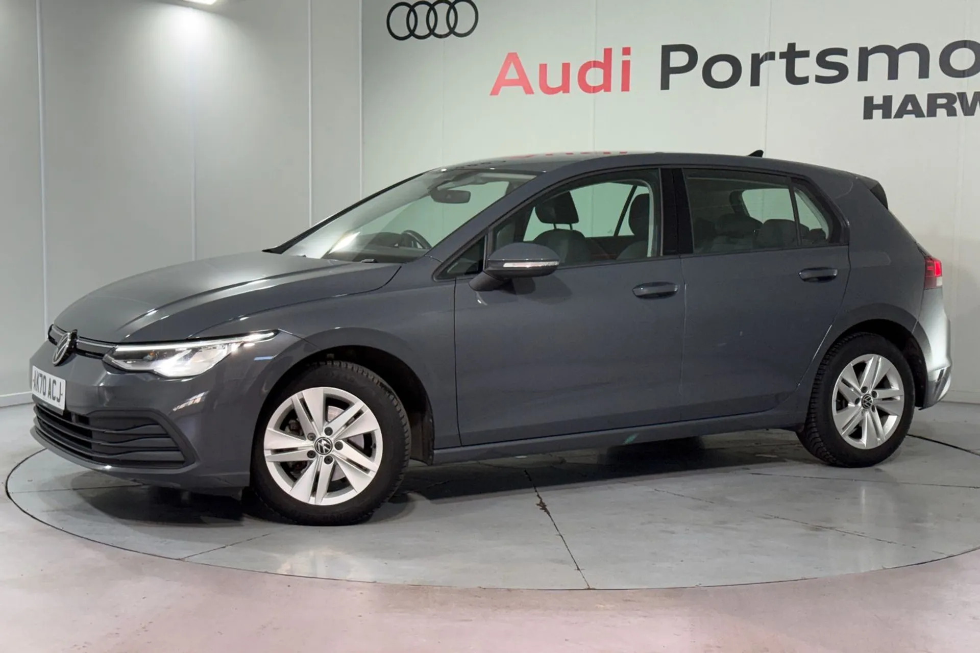 VOLKSWAGEN GOLF thumbnail image number 6