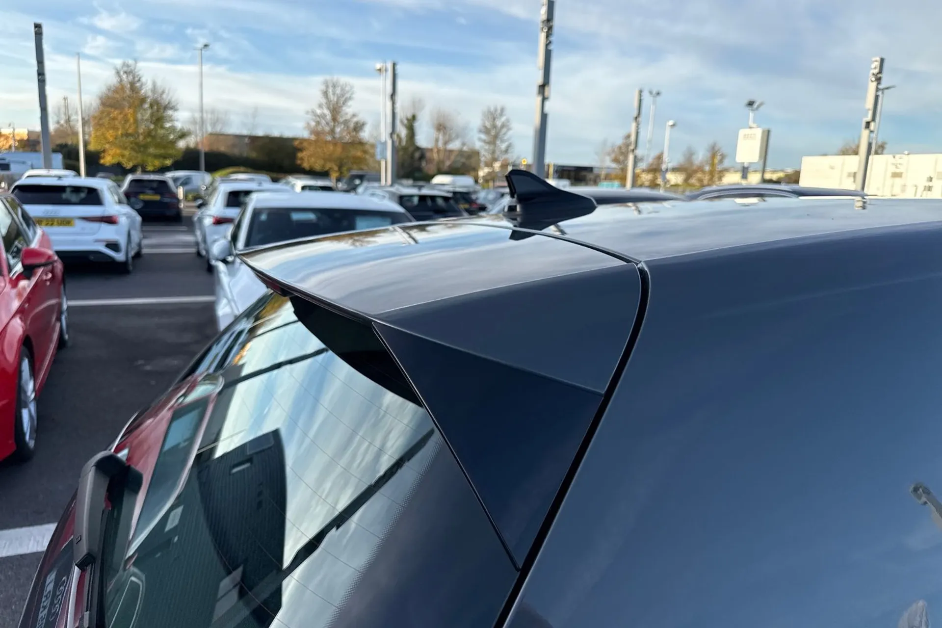 VOLKSWAGEN GOLF thumbnail image number 15