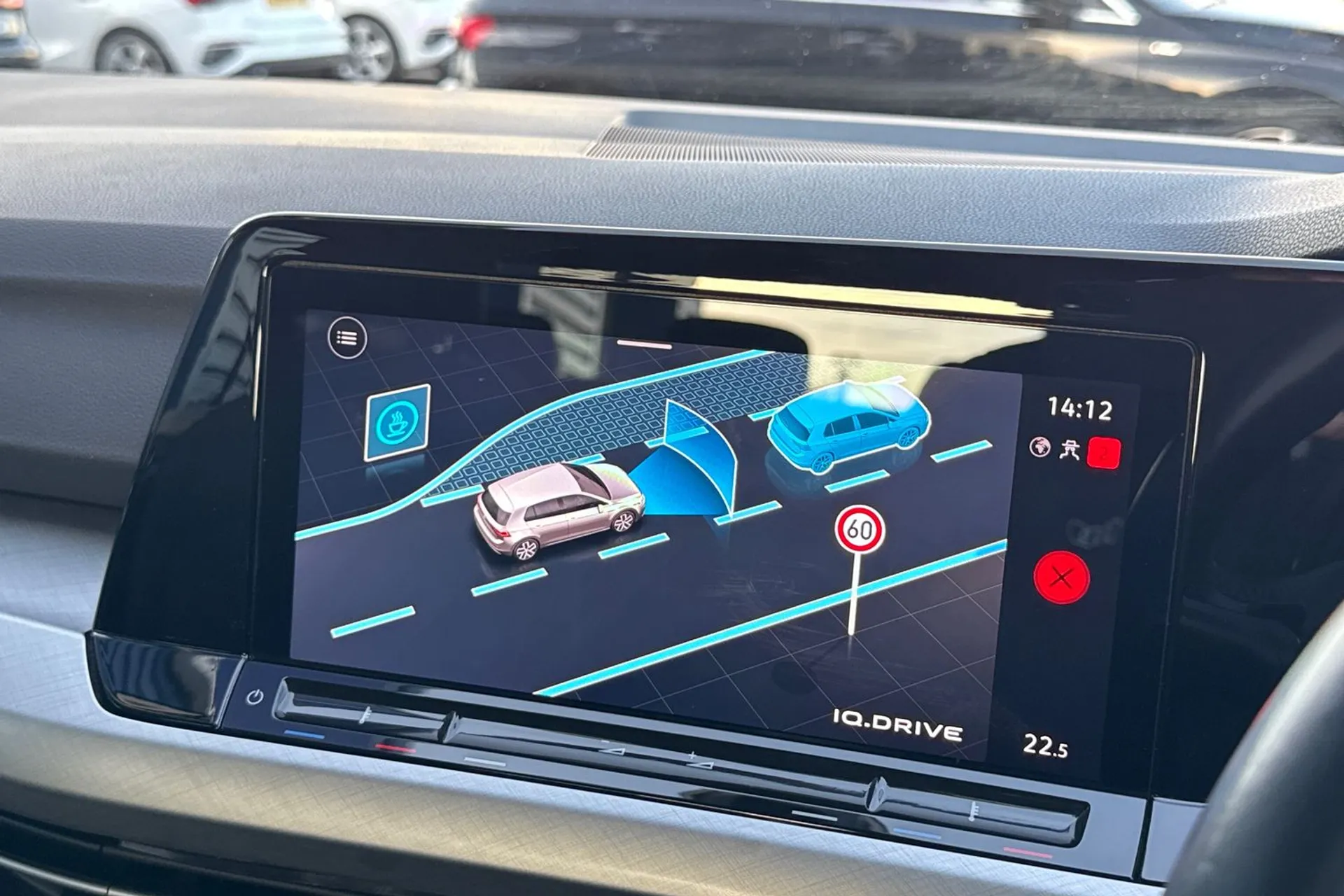 VOLKSWAGEN GOLF thumbnail image number 28