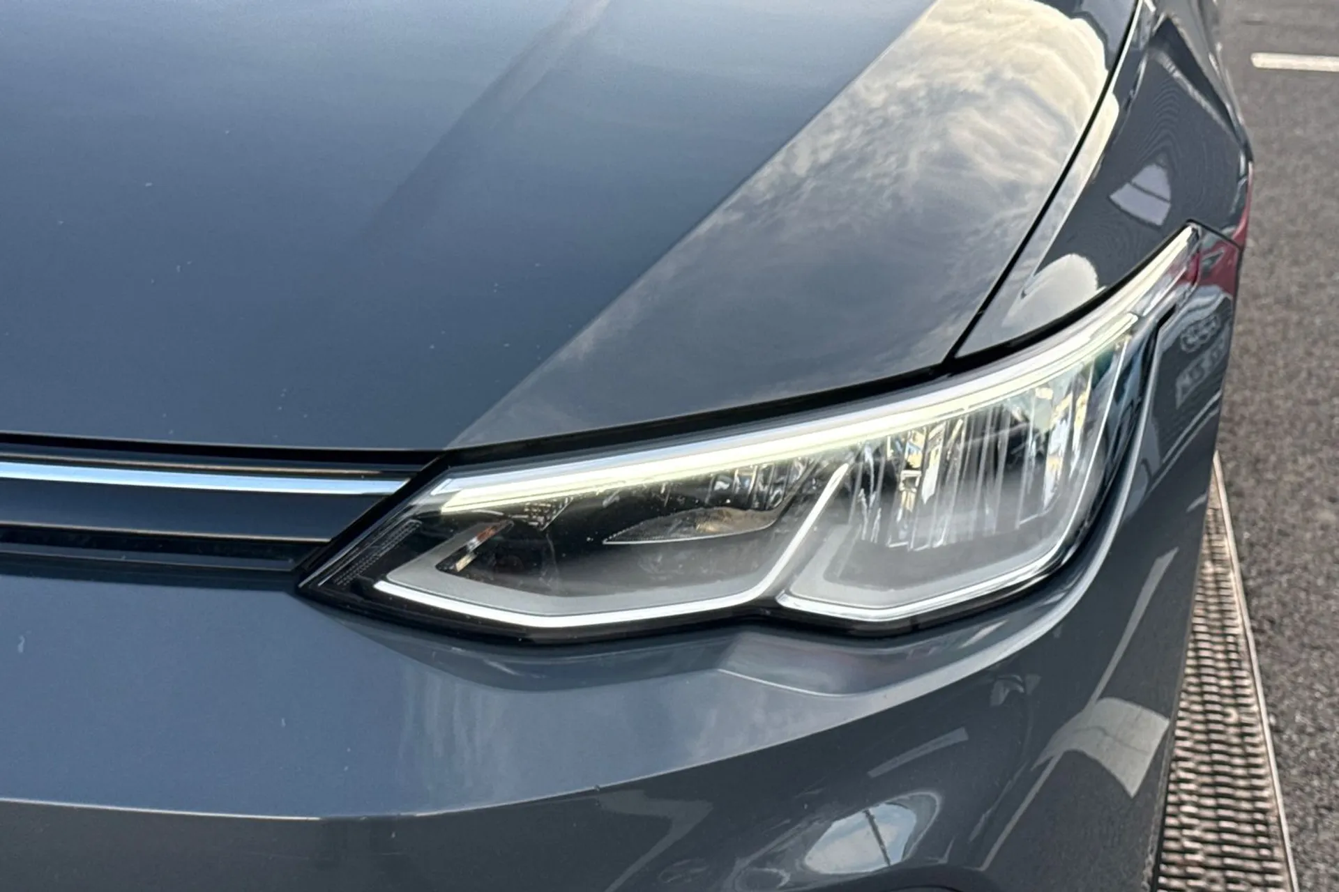 VOLKSWAGEN GOLF thumbnail image number 9