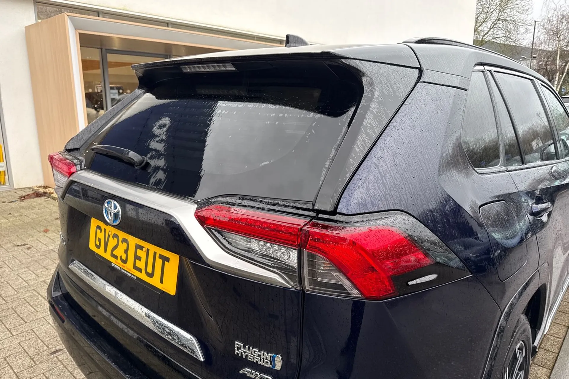 TOYOTA RAV4 thumbnail image number 16