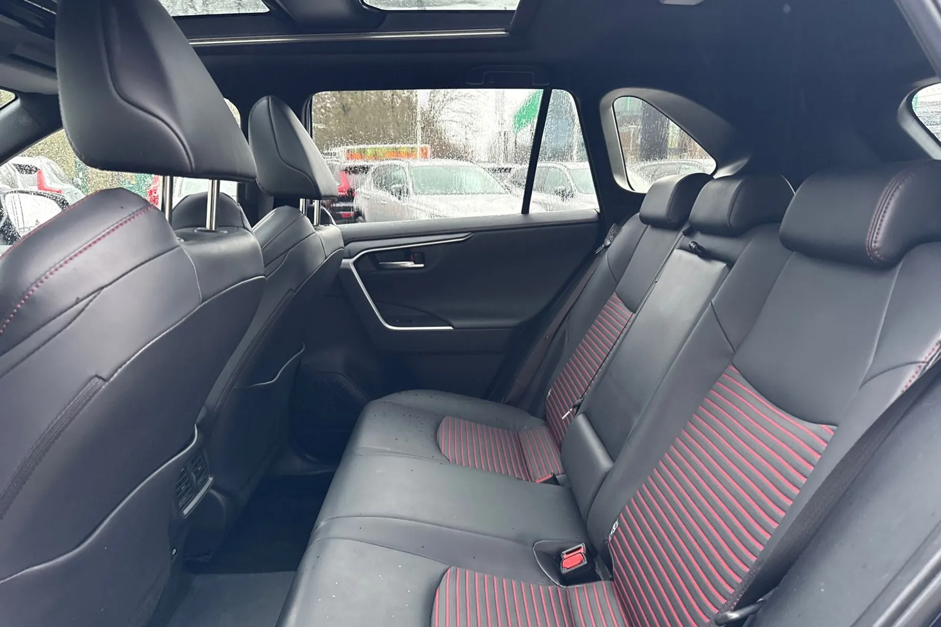 TOYOTA RAV4 thumbnail image number 30