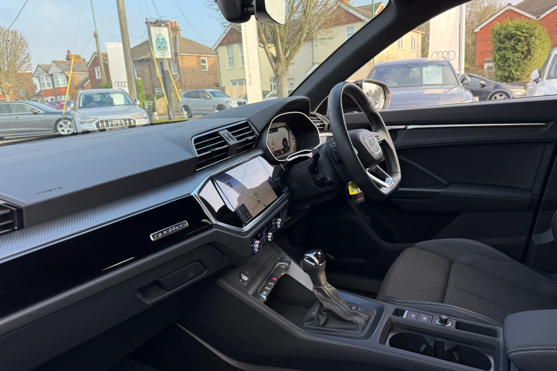 Audi Q3 thumbnail image number 26