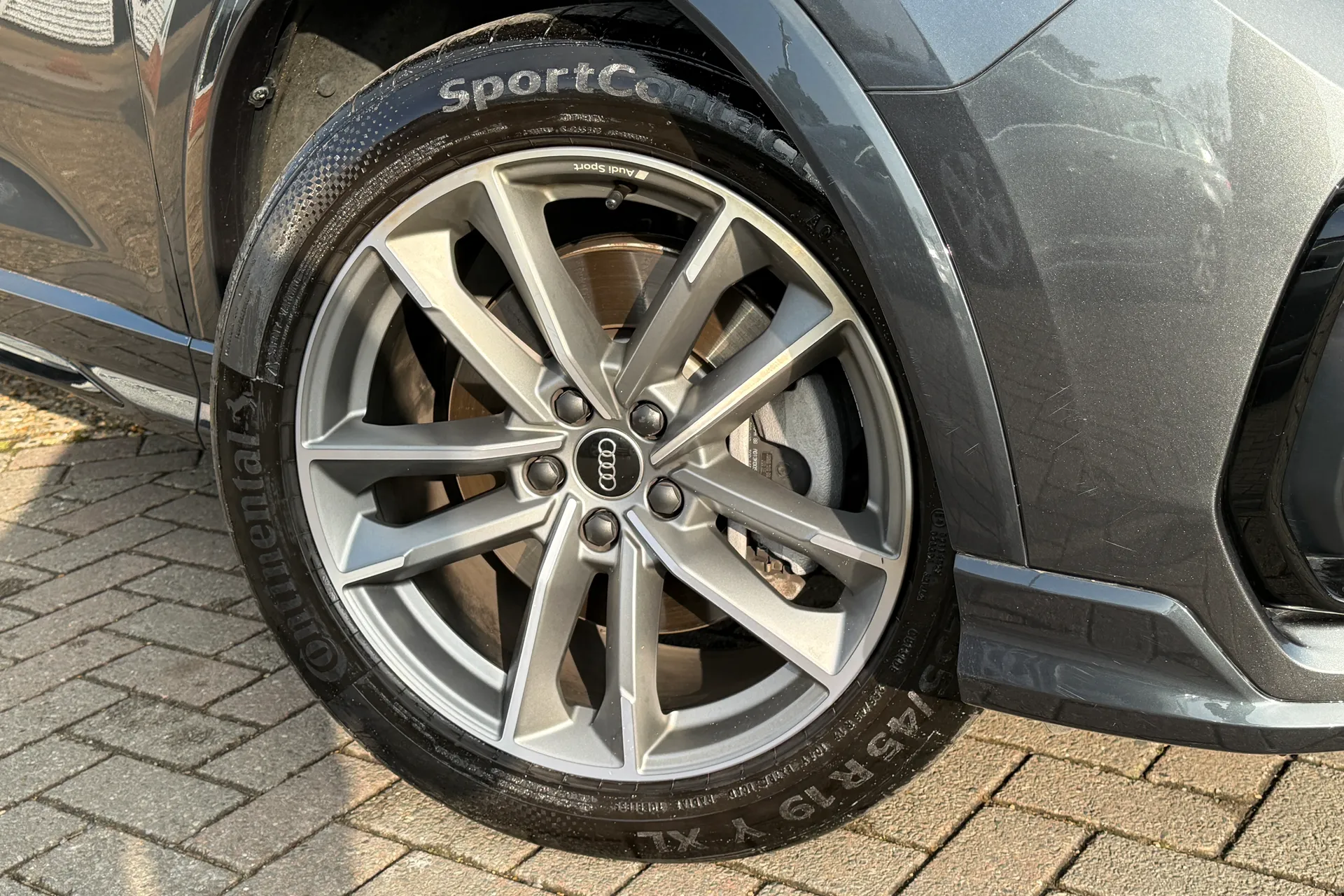 Audi Q3 thumbnail image number 7