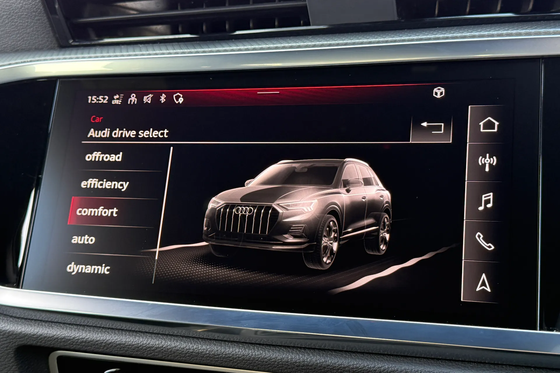 Audi Q3 thumbnail image number 8