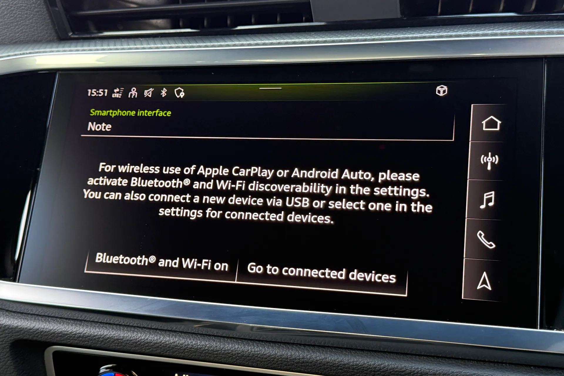 Audi Q3 thumbnail image number 10