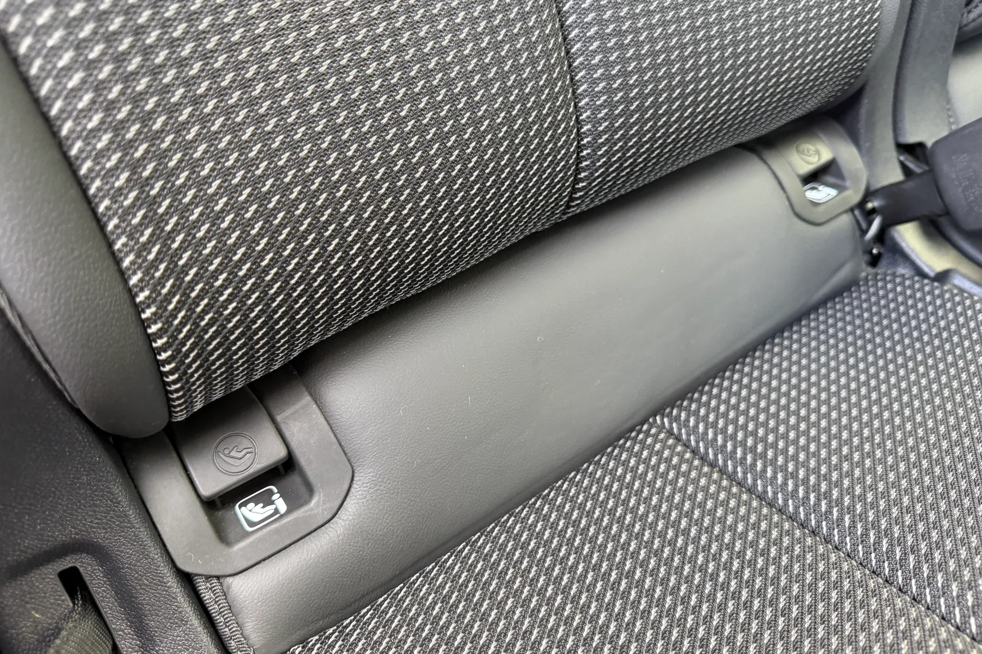 Audi Q3 thumbnail image number 41