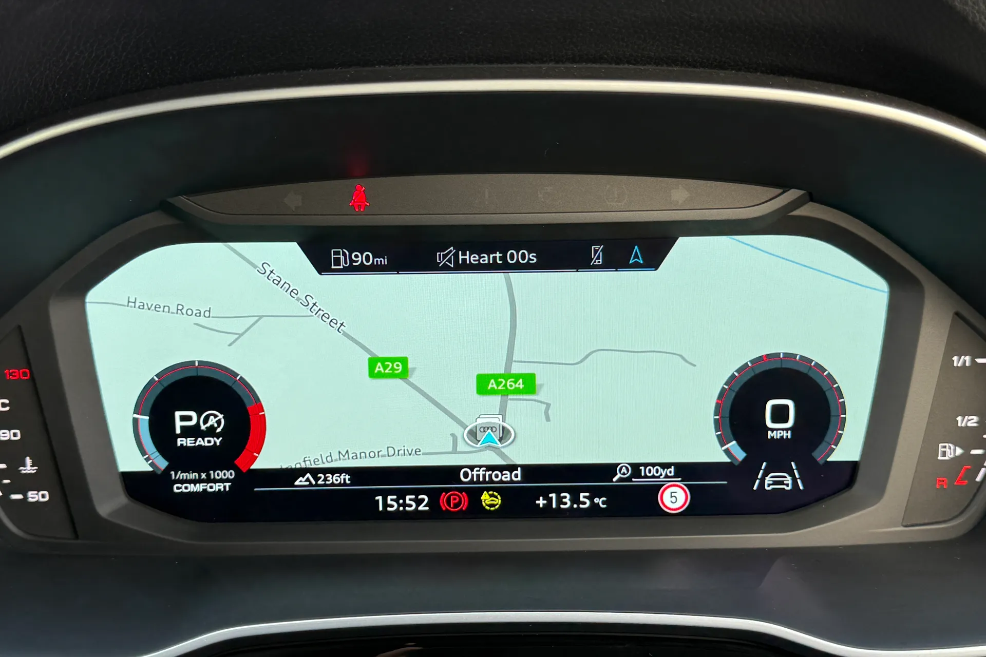 Audi Q3 thumbnail image number 12