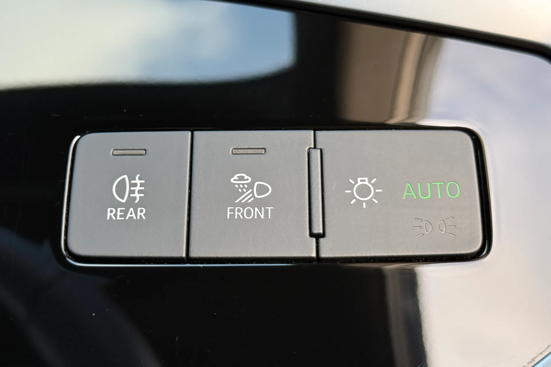 Audi Q3 thumbnail image number 20