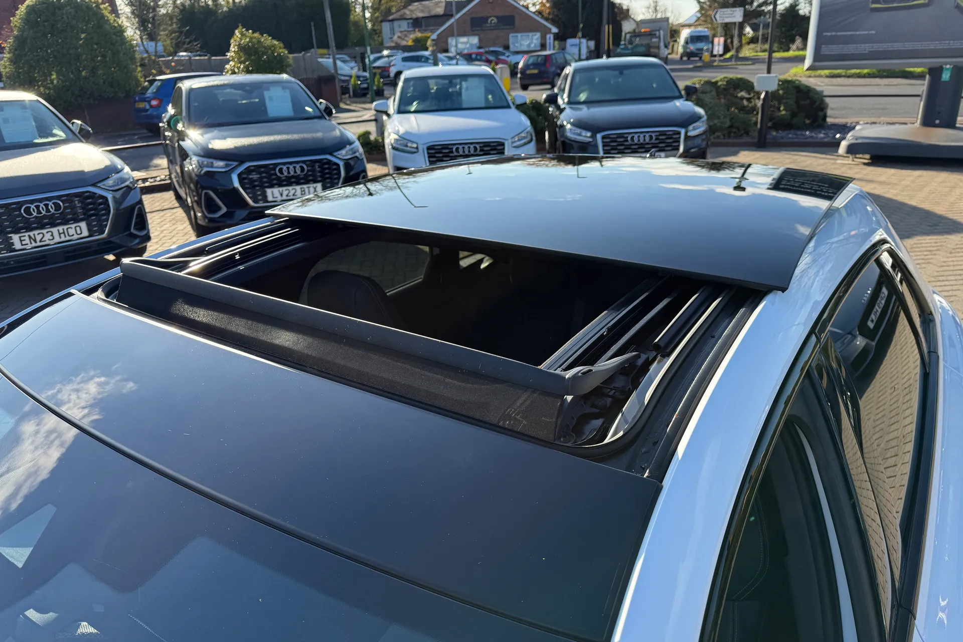 Audi A3 thumbnail image number 9