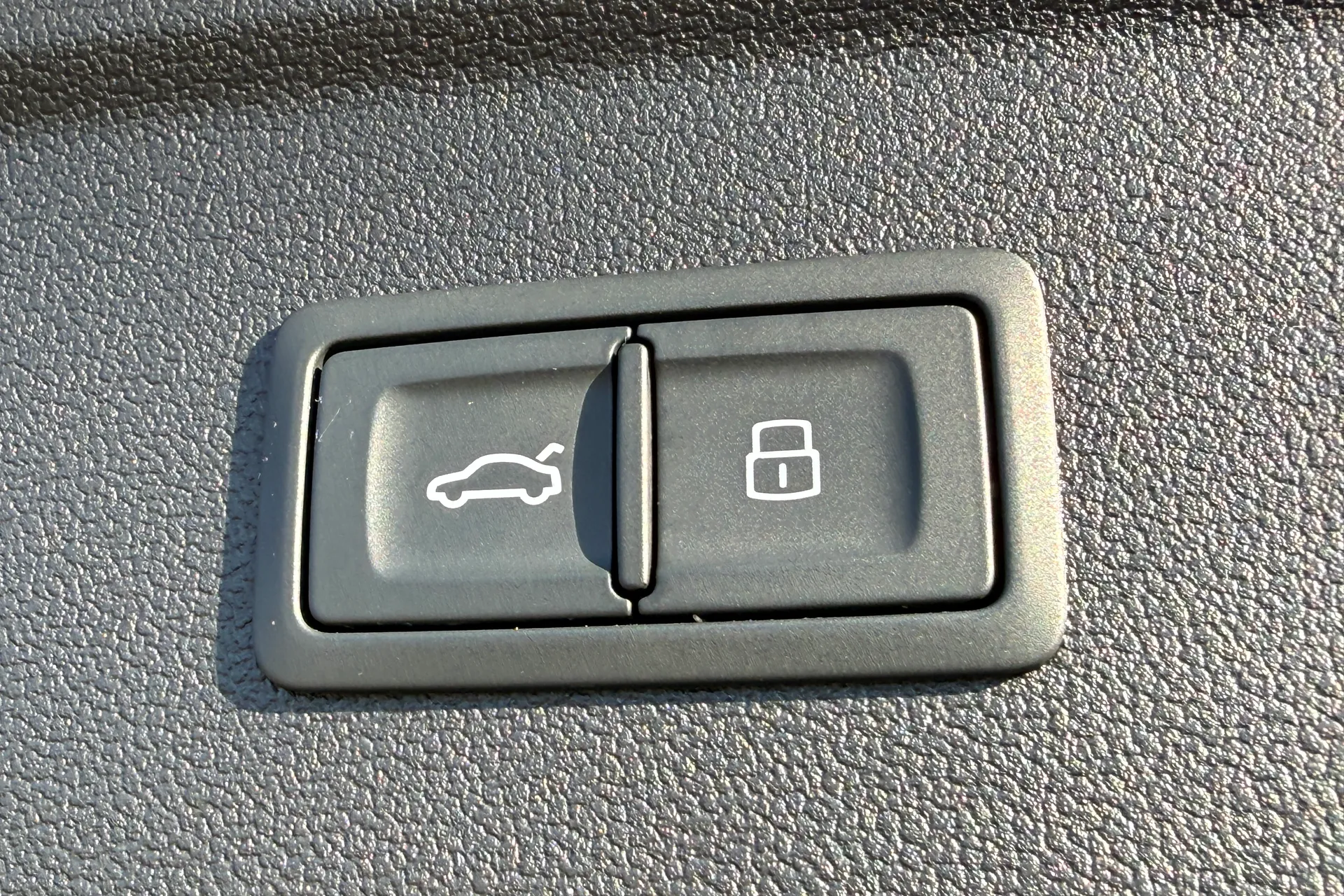 Audi A3 thumbnail image number 47