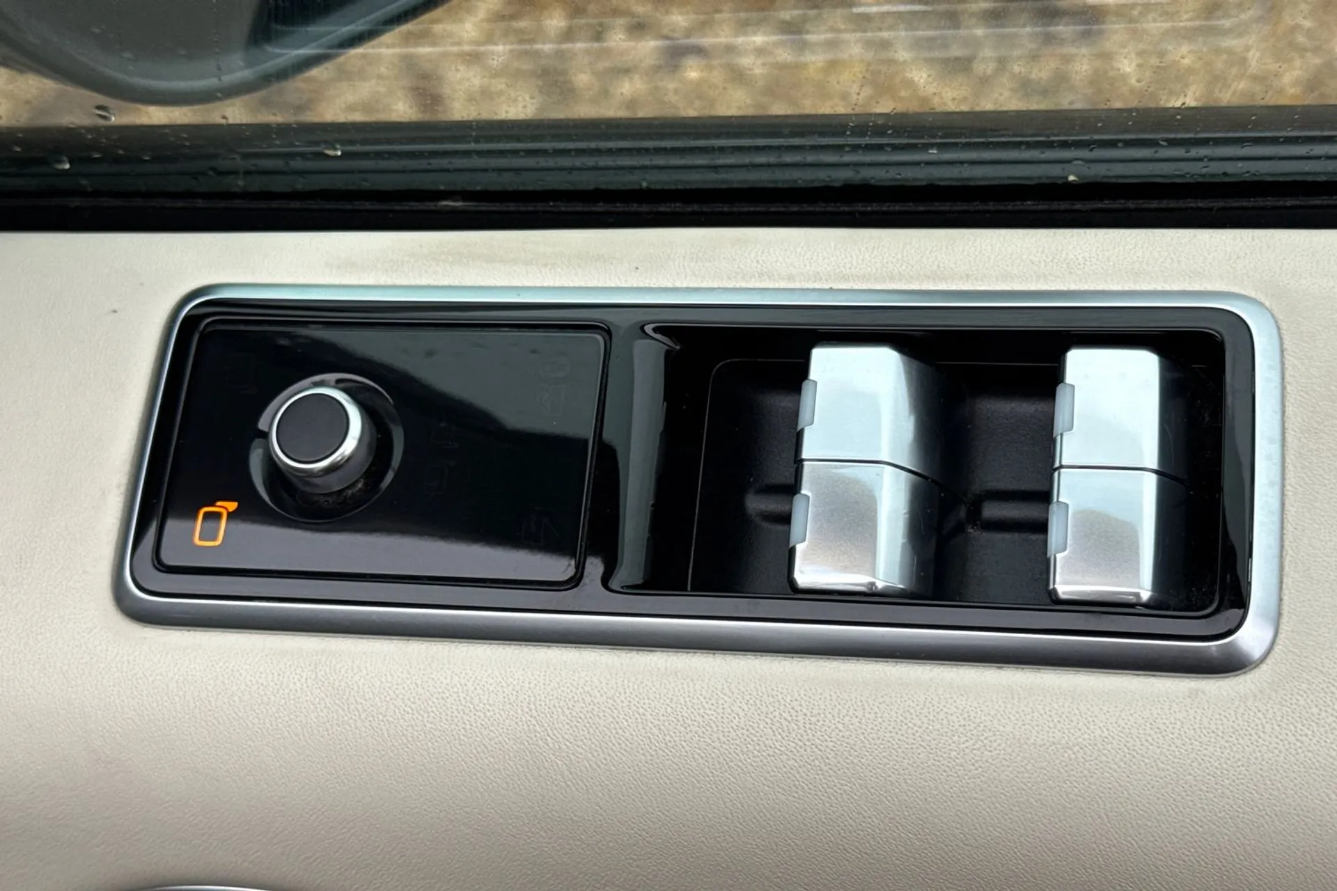 LAND ROVER RANGE ROVER SPORT thumbnail image number 50