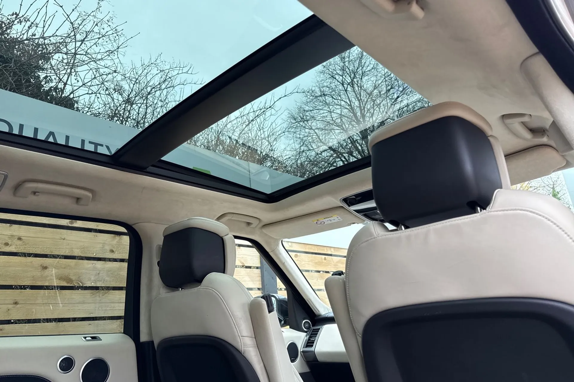 LAND ROVER RANGE ROVER SPORT thumbnail image number 25