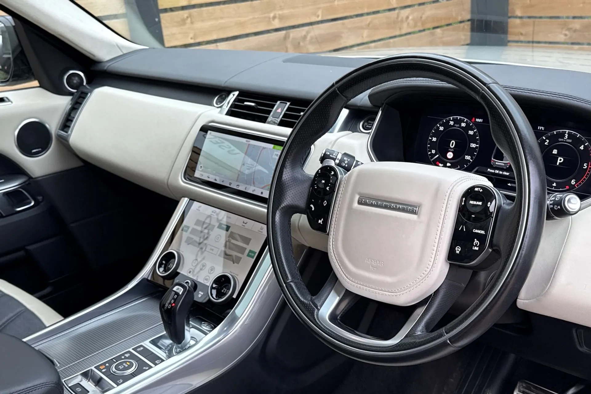 LAND ROVER RANGE ROVER SPORT thumbnail image number 28