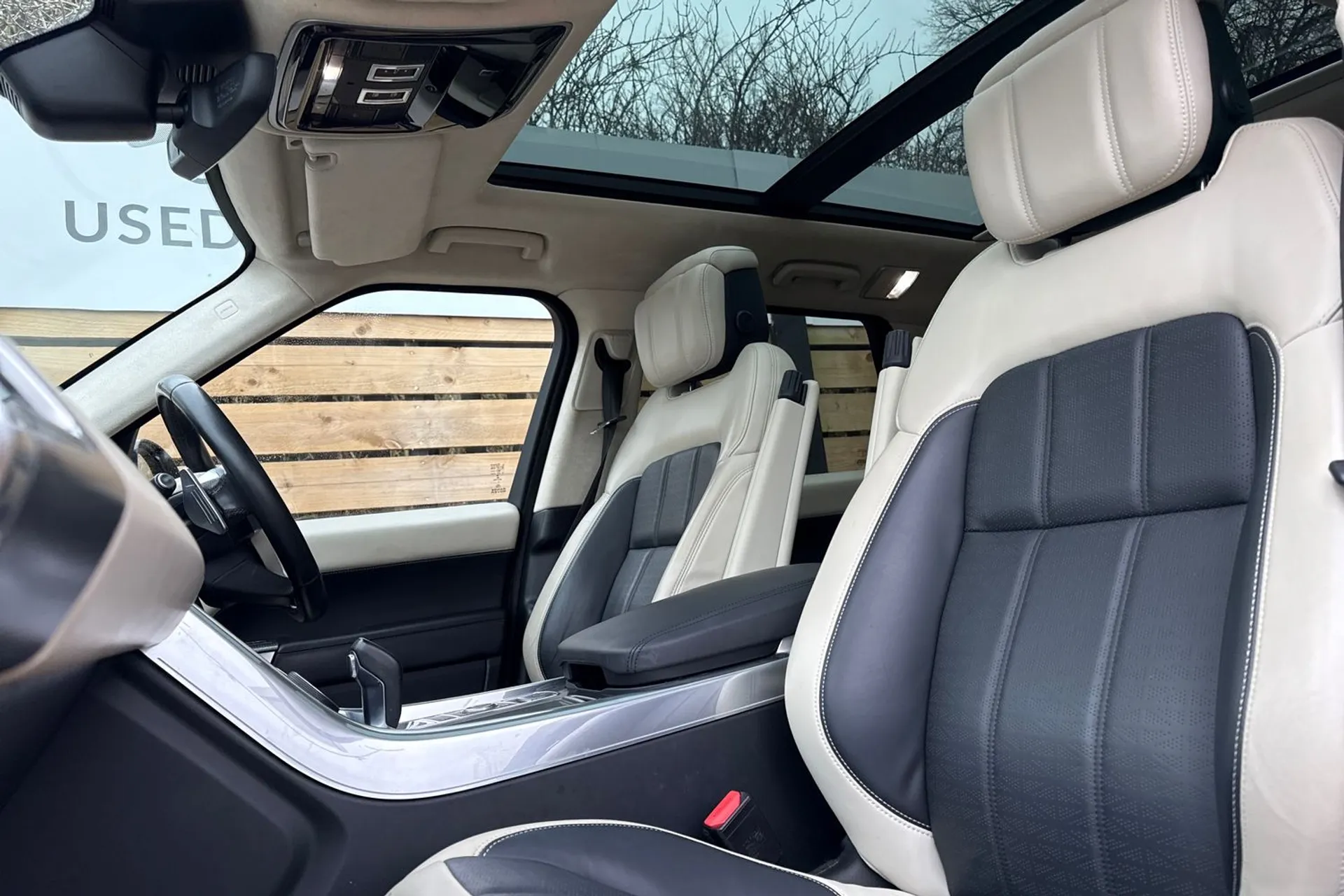 LAND ROVER RANGE ROVER SPORT thumbnail image number 30