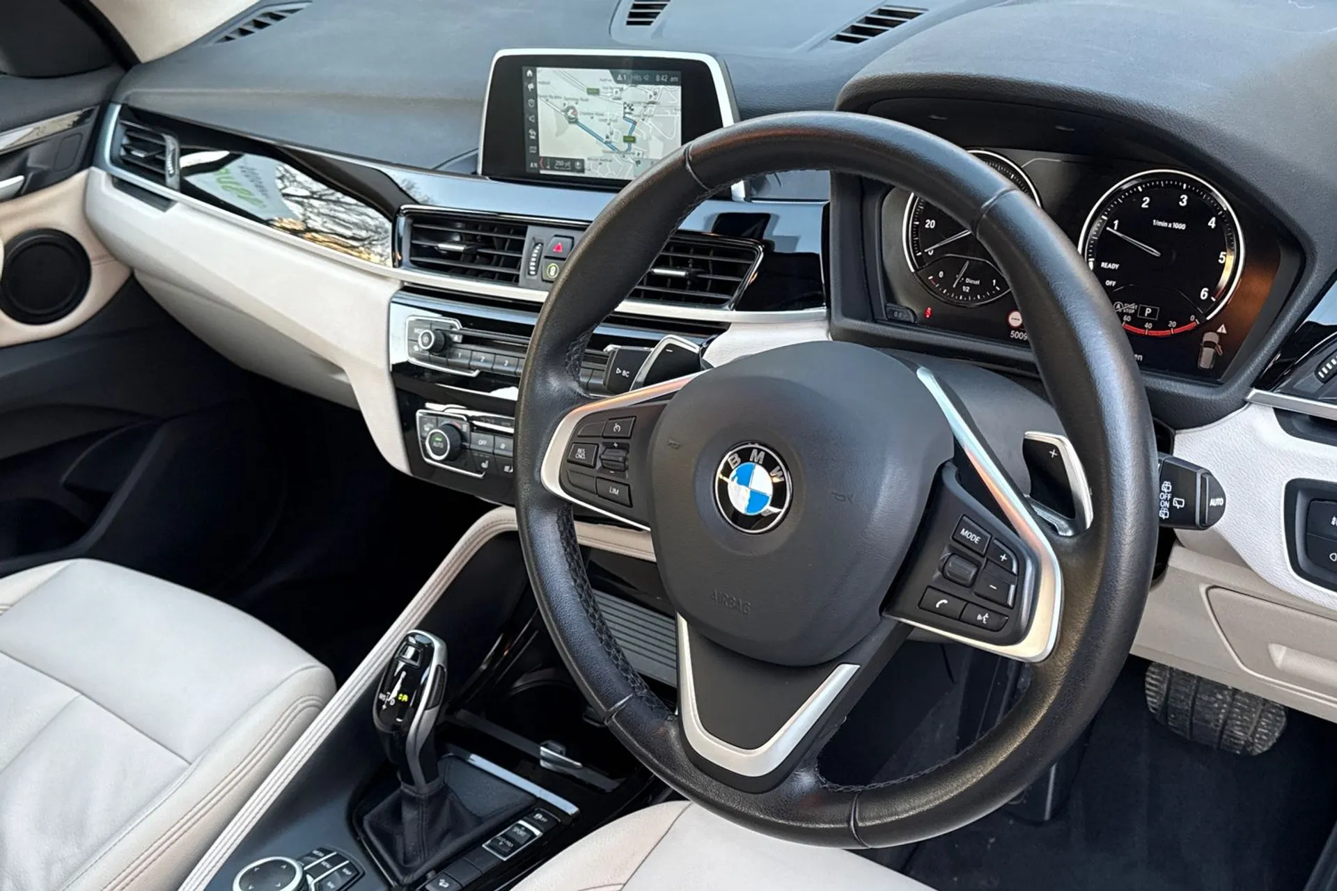 BMW X1 thumbnail image number 28