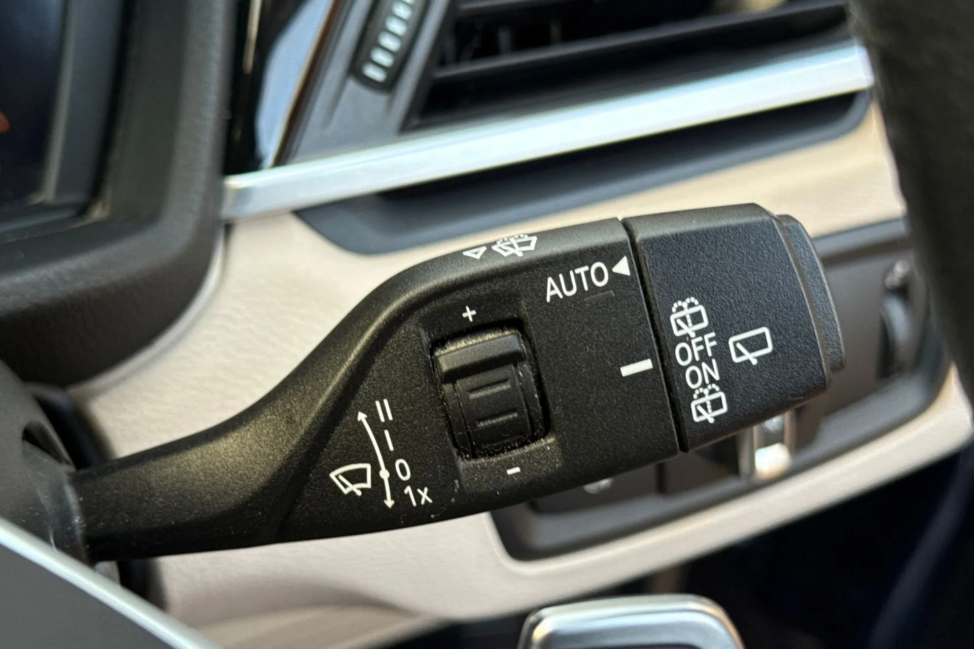 BMW X1 thumbnail image number 58