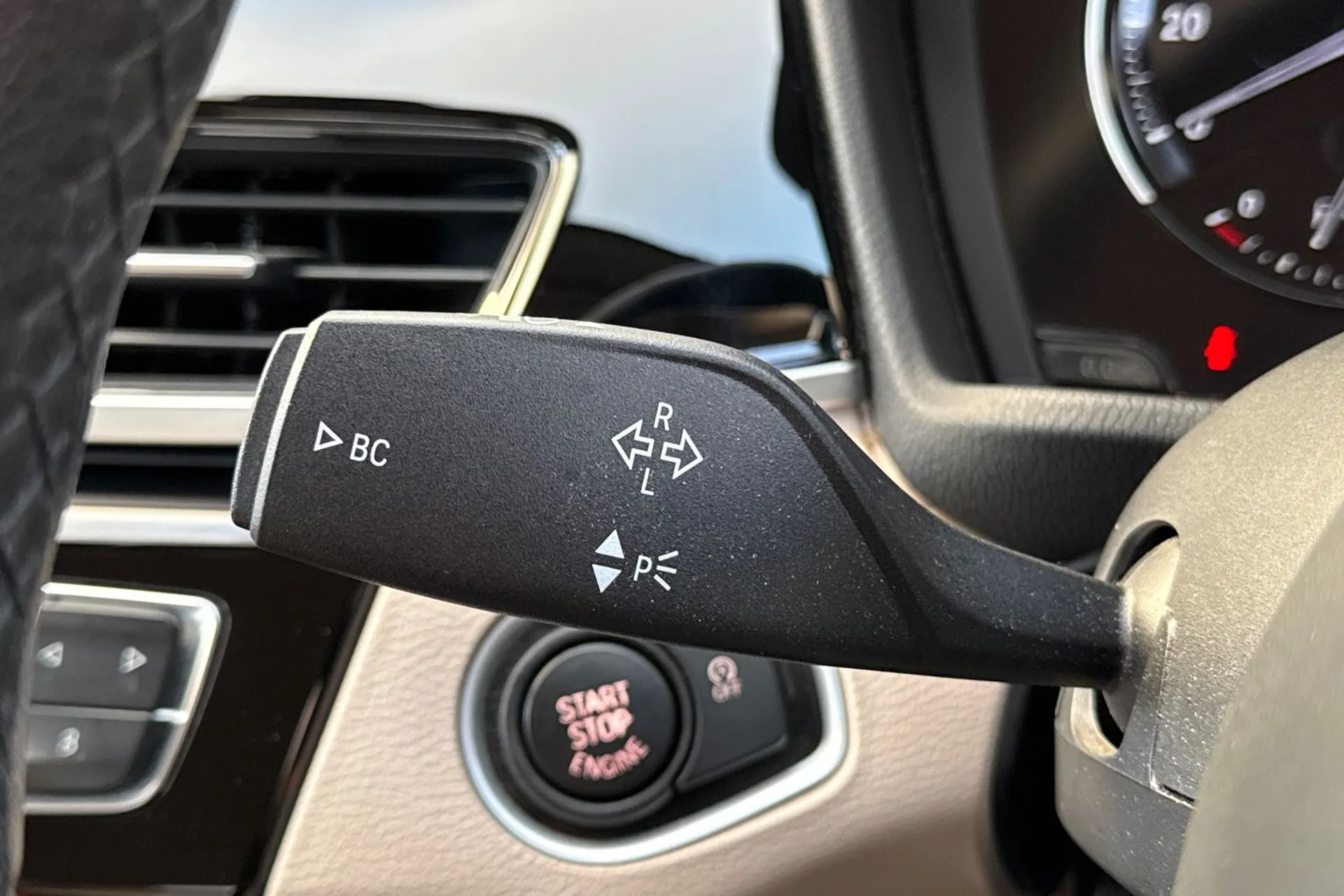 BMW X1 thumbnail image number 59