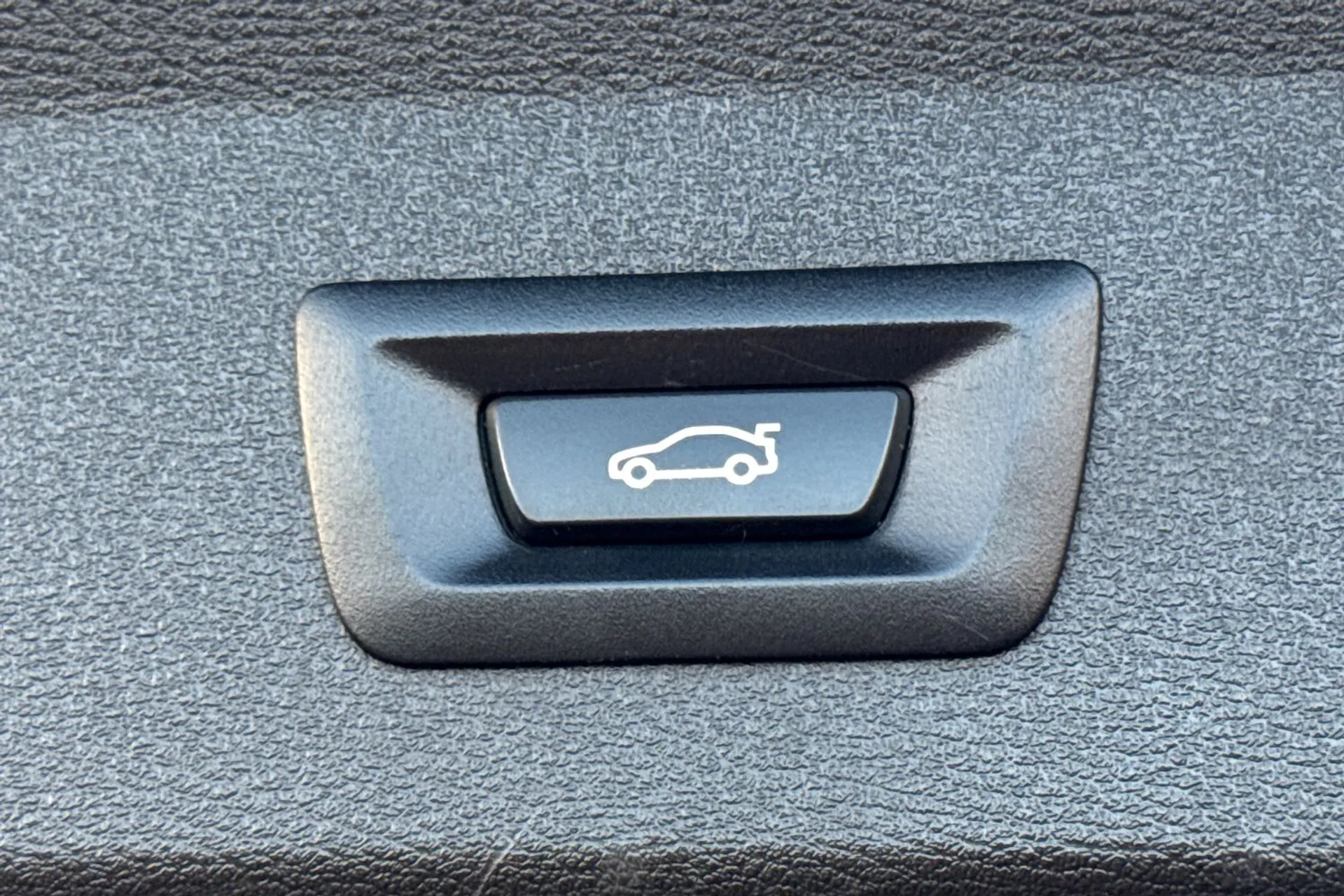 BMW X1 thumbnail image number 22