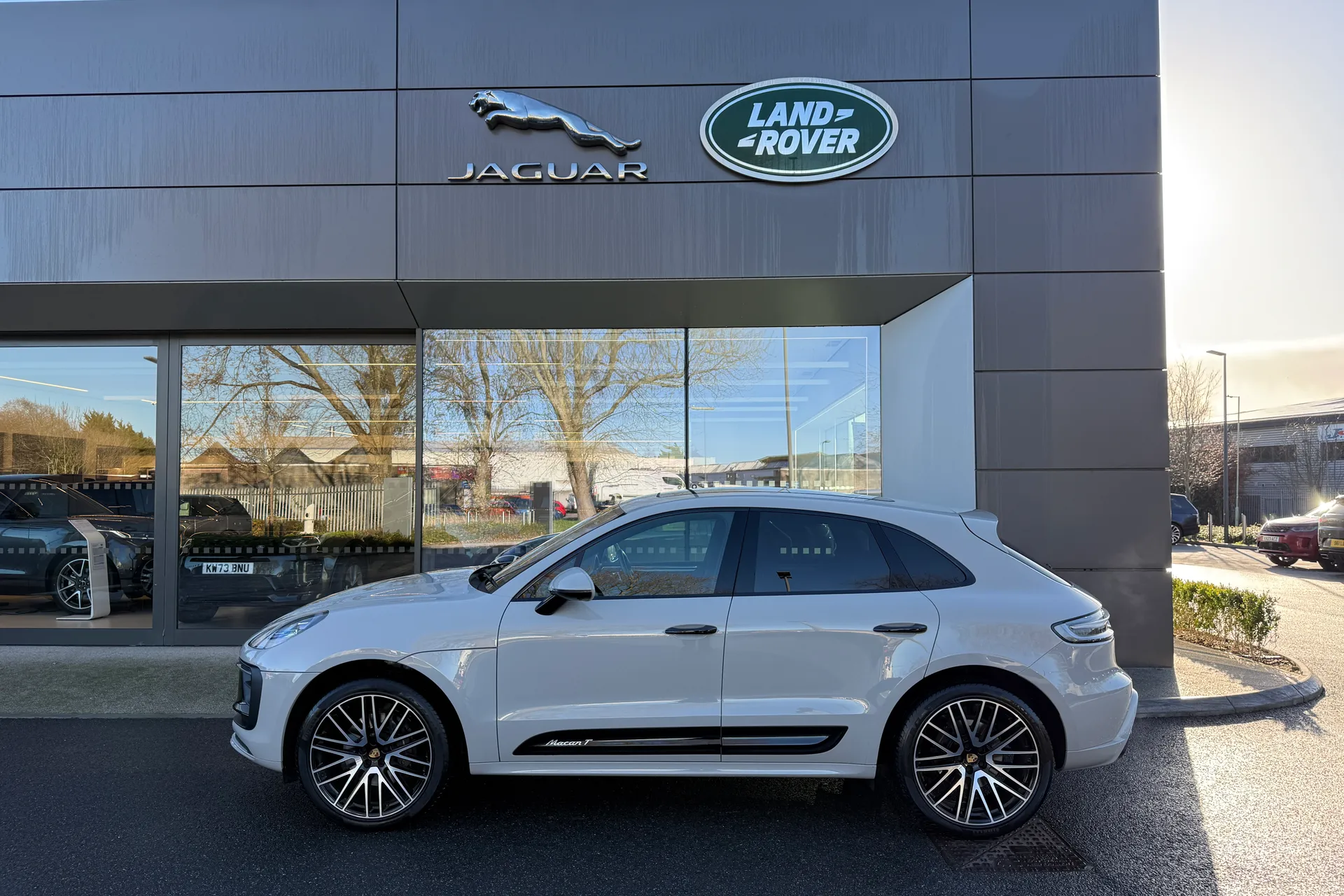 Porsche MACAN thumbnail image number 25
