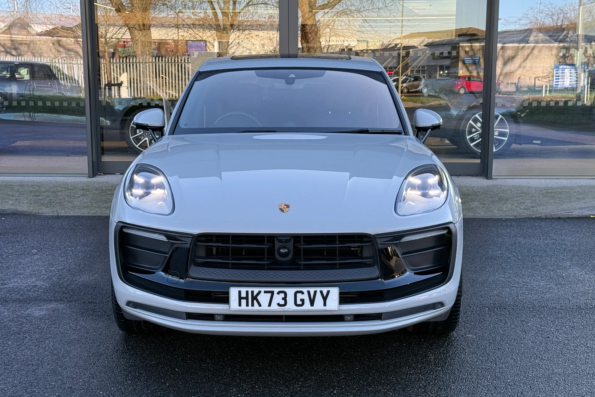 Porsche MACAN thumbnail image number 6