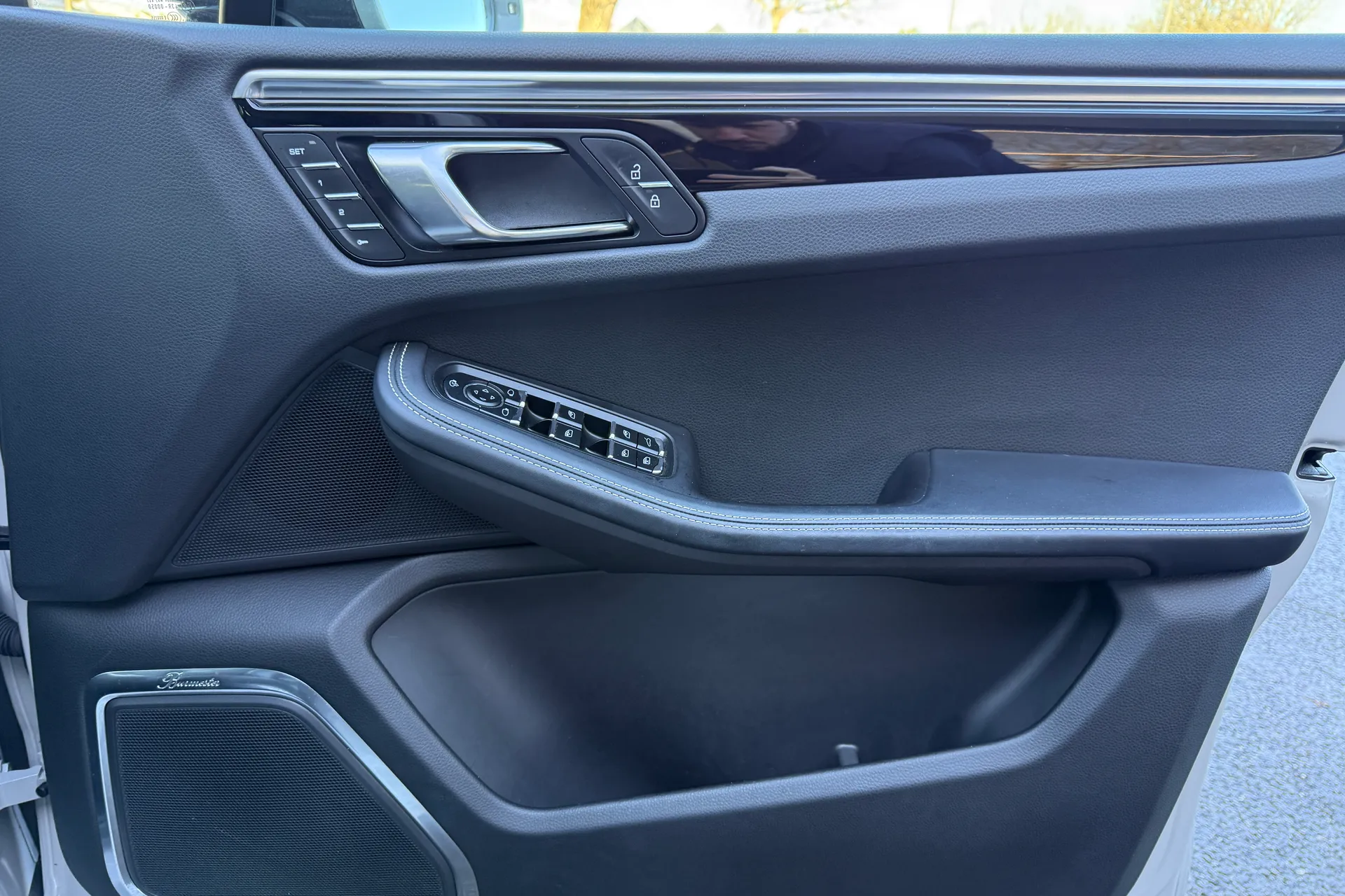 Porsche MACAN thumbnail image number 49