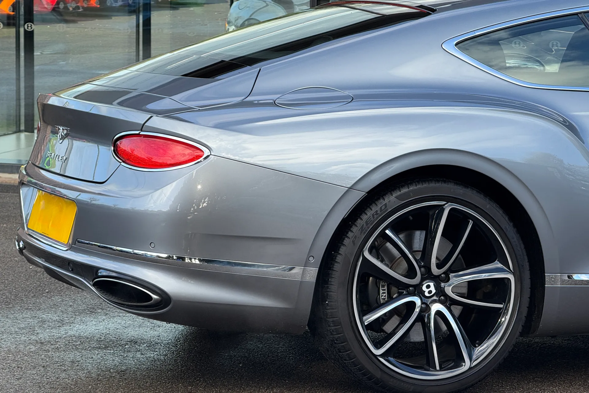 Bentley CONTINENTAL GT thumbnail image number 39