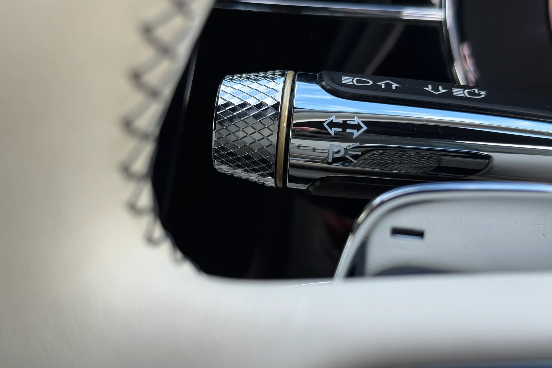 Bentley CONTINENTAL GT thumbnail image number 34