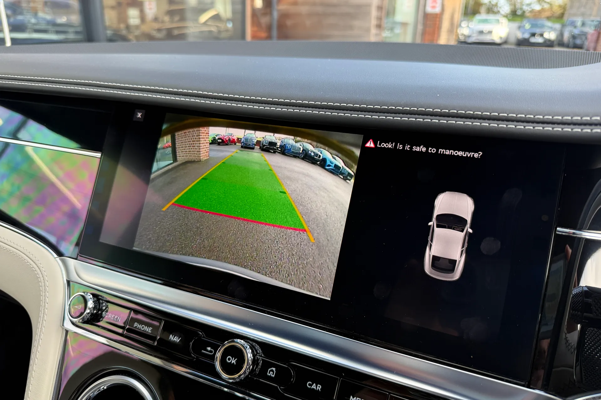 Bentley CONTINENTAL GT thumbnail image number 32