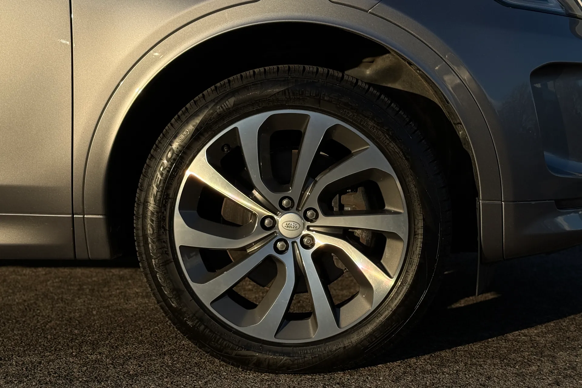 LAND ROVER DISCOVERY SPORT thumbnail image number 18