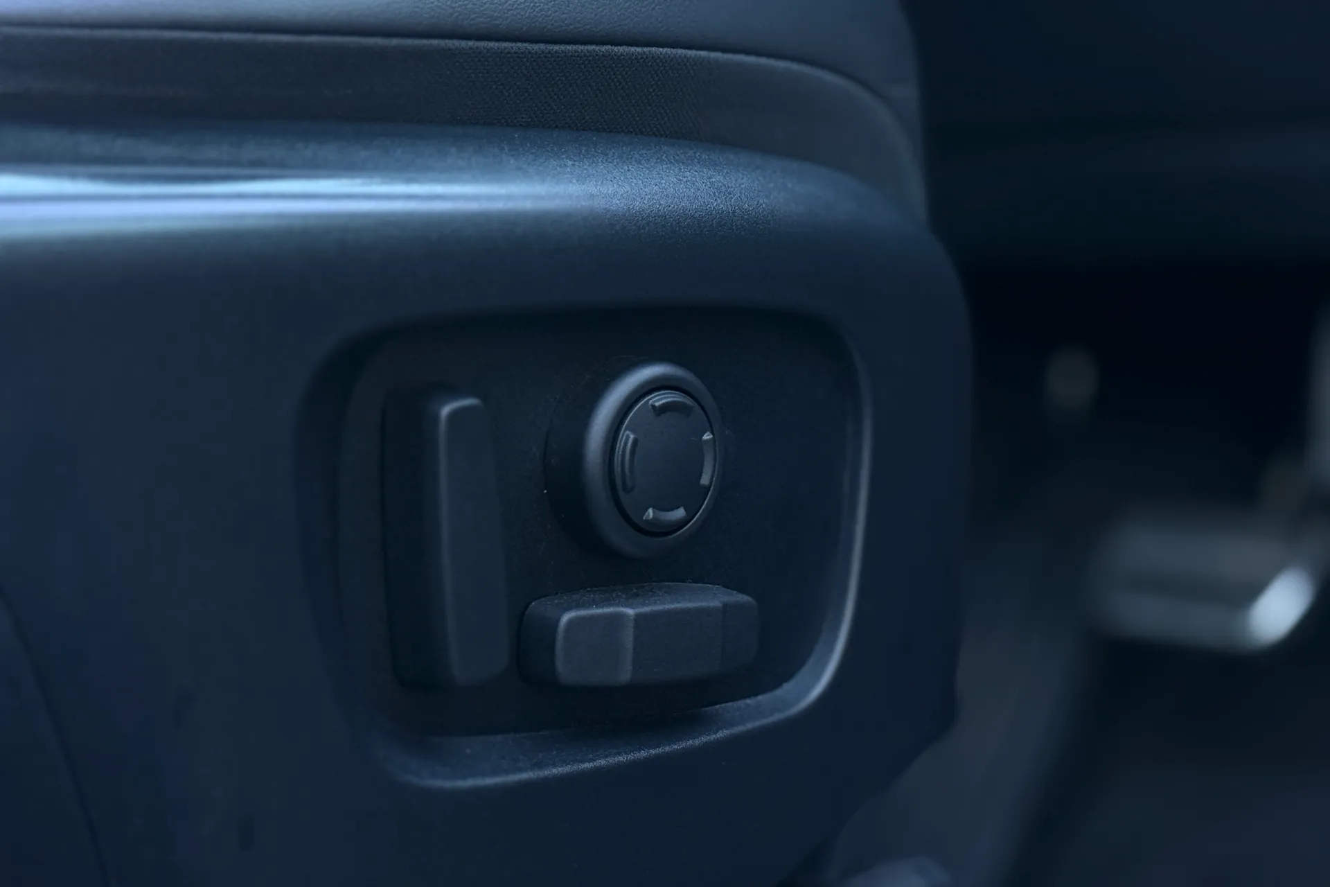 LAND ROVER DISCOVERY SPORT thumbnail image number 44