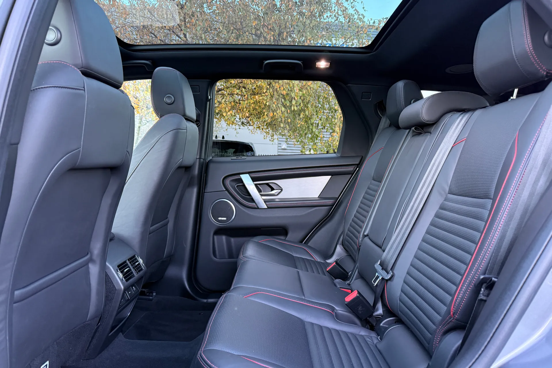 LAND ROVER DISCOVERY SPORT thumbnail image number 41