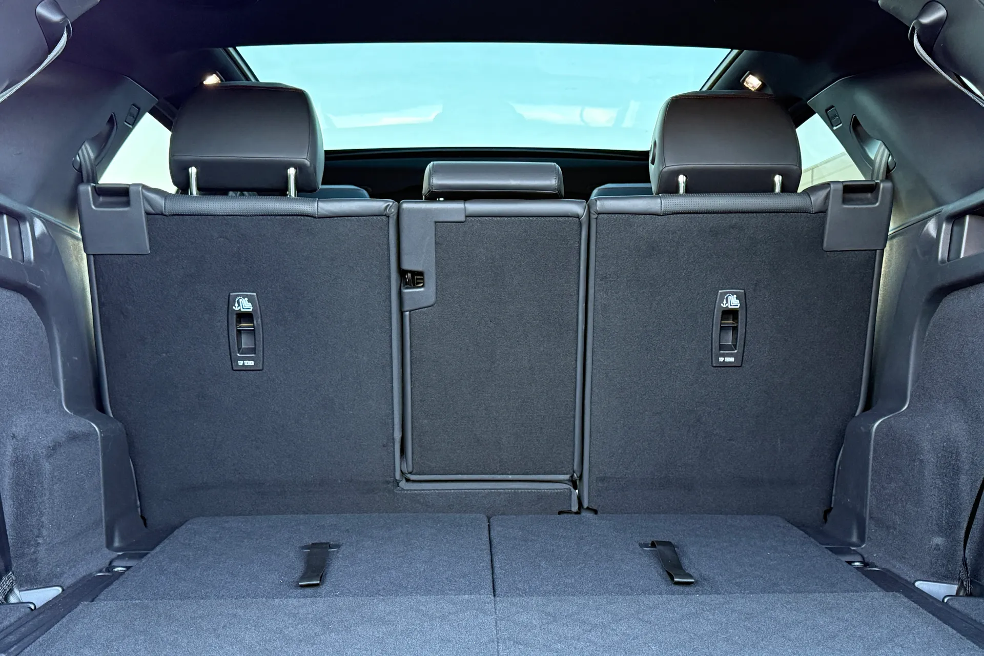 LAND ROVER DISCOVERY SPORT thumbnail image number 32