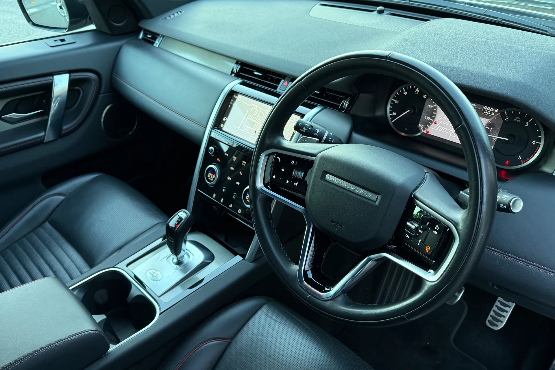 LAND ROVER DISCOVERY SPORT thumbnail image number 45