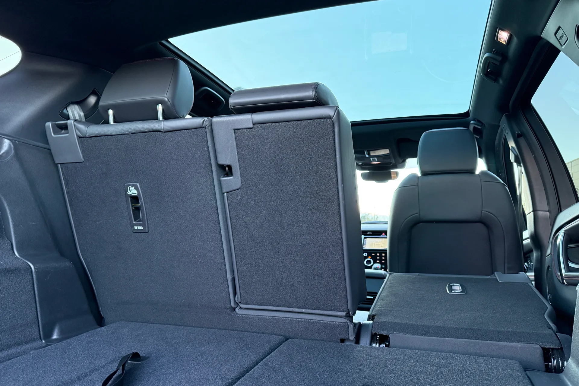 LAND ROVER DISCOVERY SPORT thumbnail image number 35