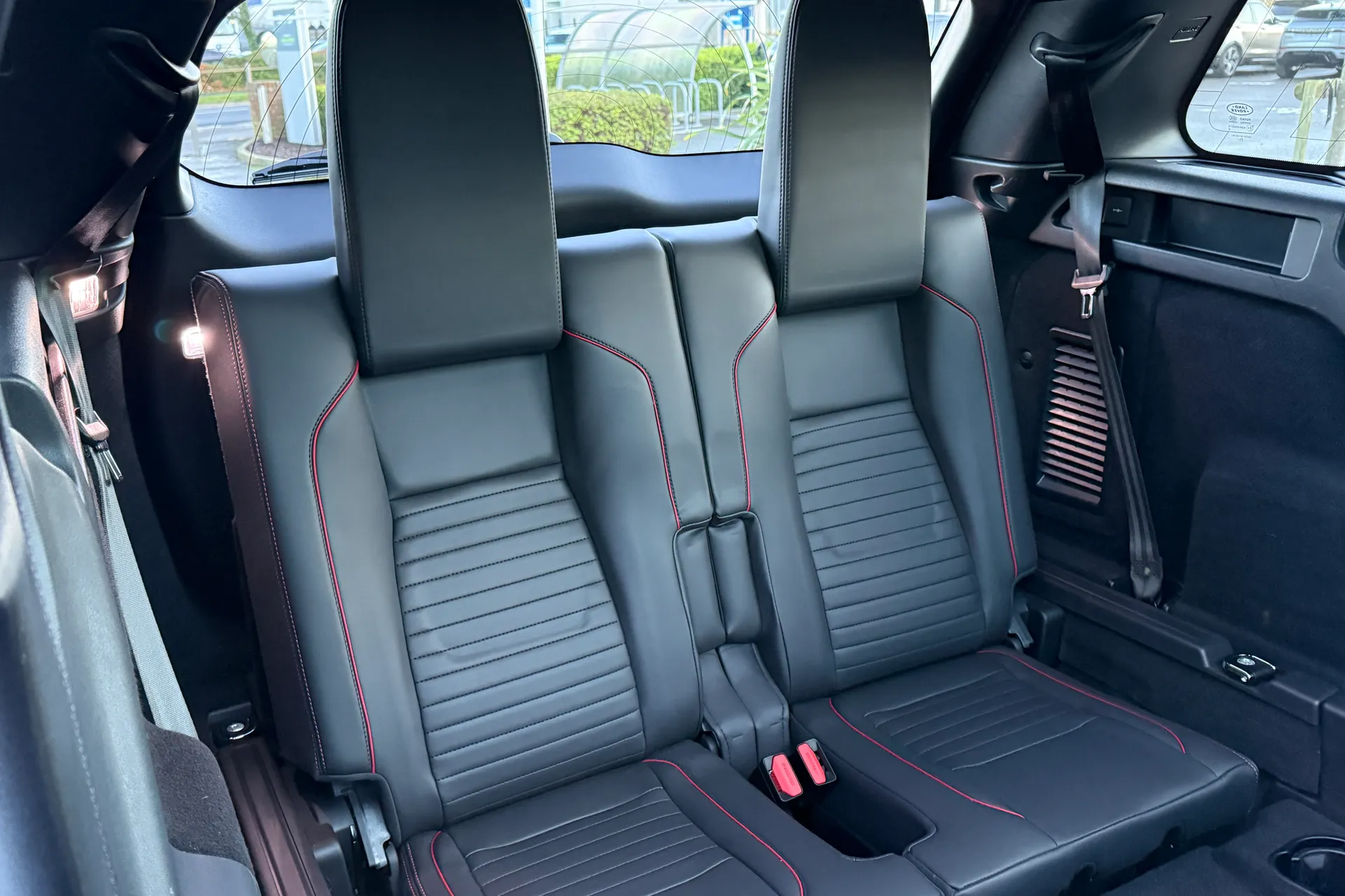 LAND ROVER DISCOVERY SPORT thumbnail image number 38