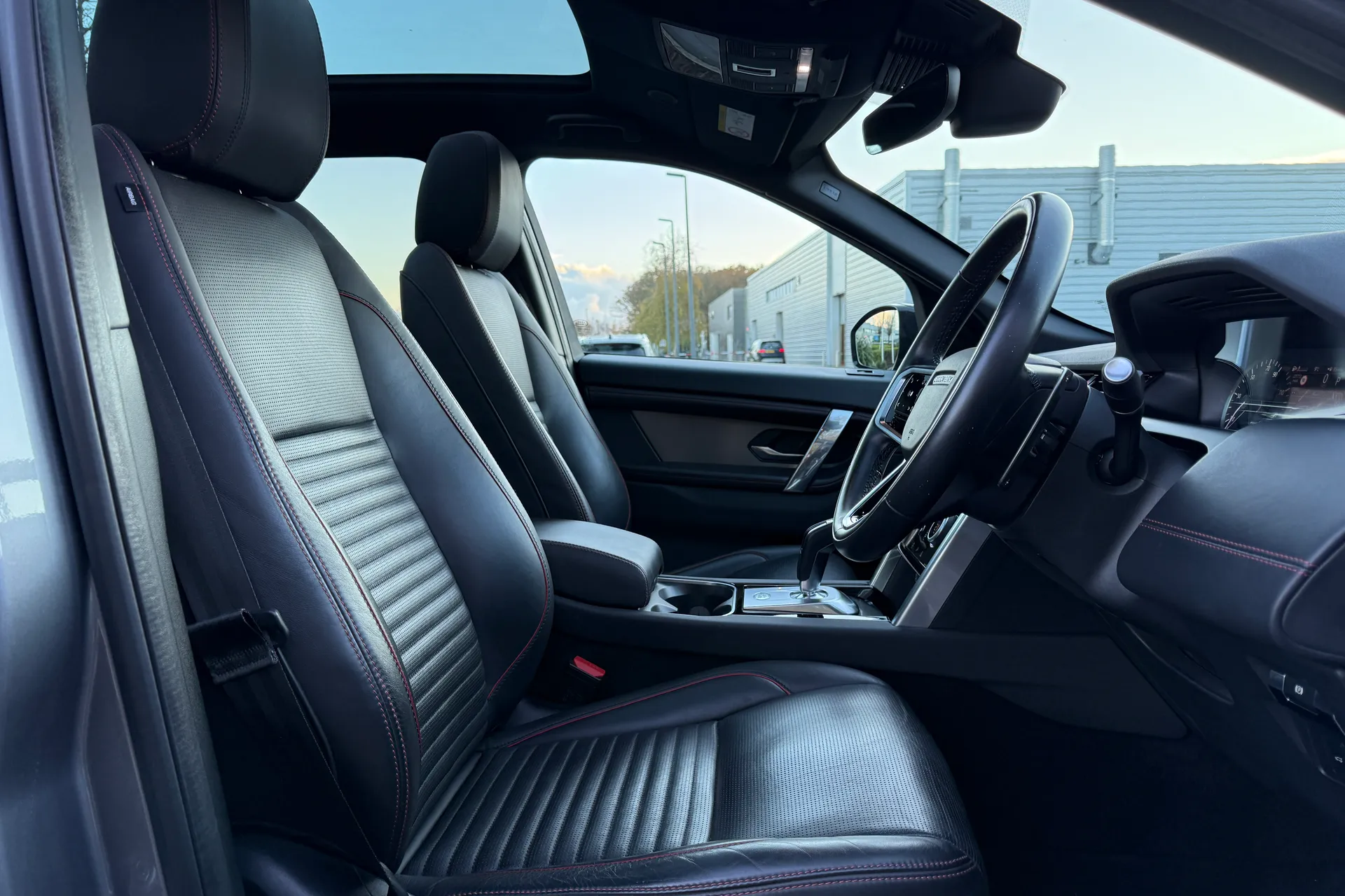 LAND ROVER DISCOVERY SPORT thumbnail image number 43