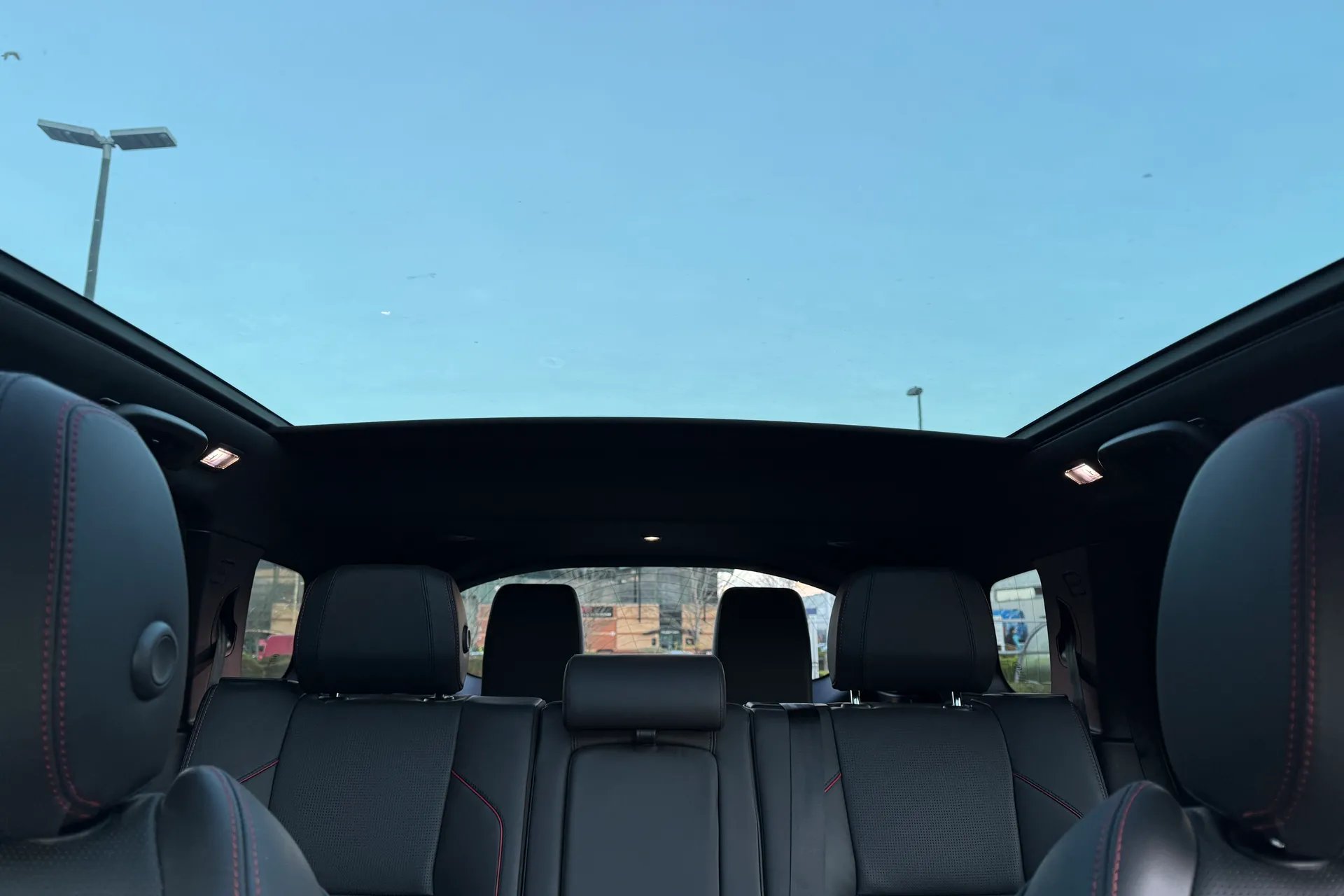 LAND ROVER DISCOVERY SPORT thumbnail image number 24