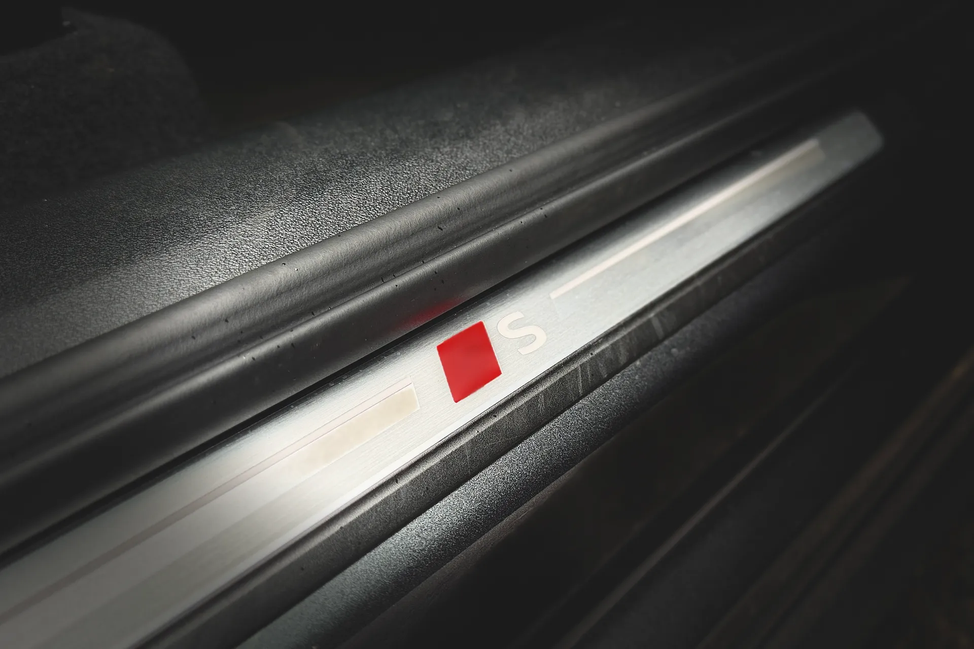 Audi Q6 thumbnail image number 43