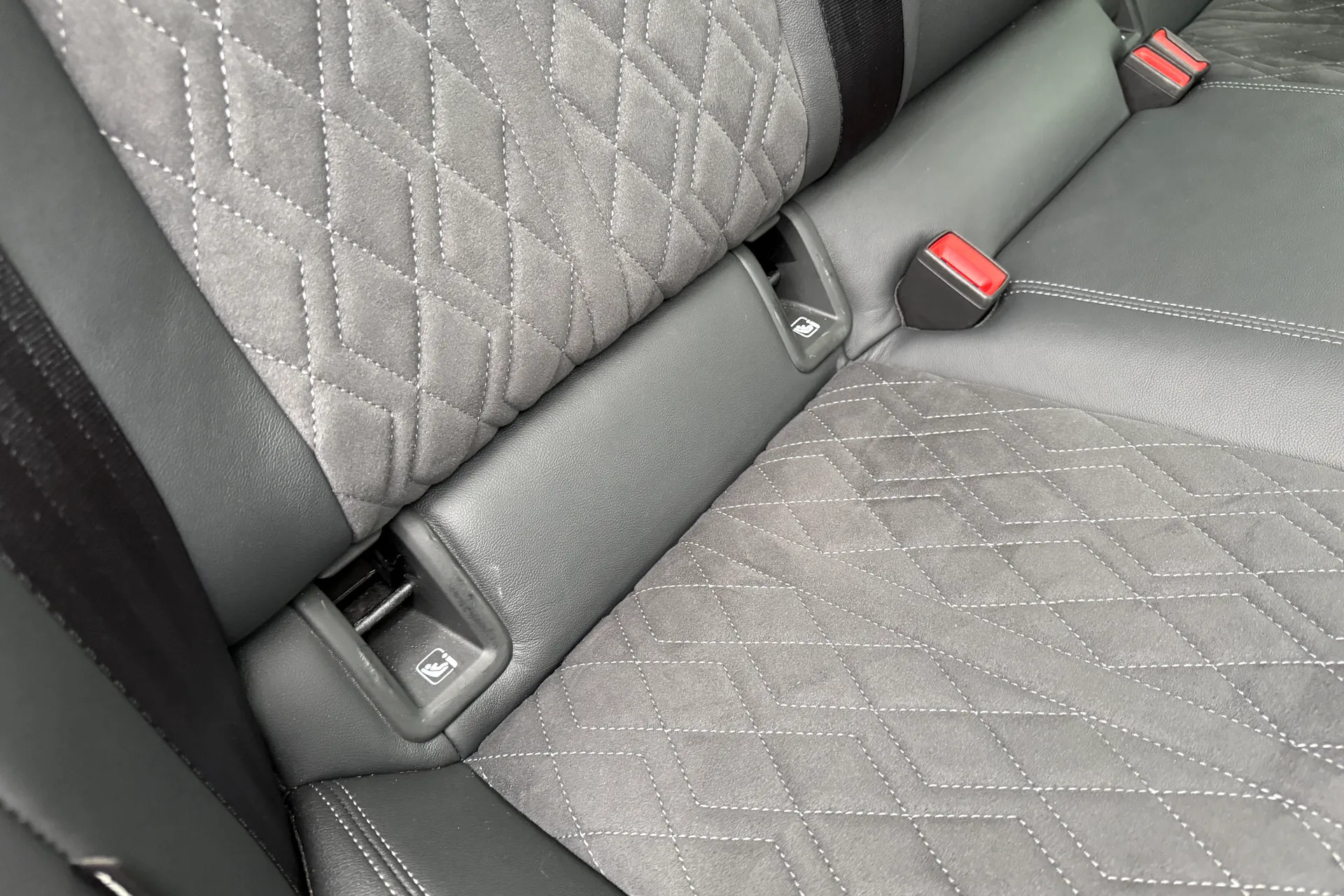 Audi Q6 thumbnail image number 39